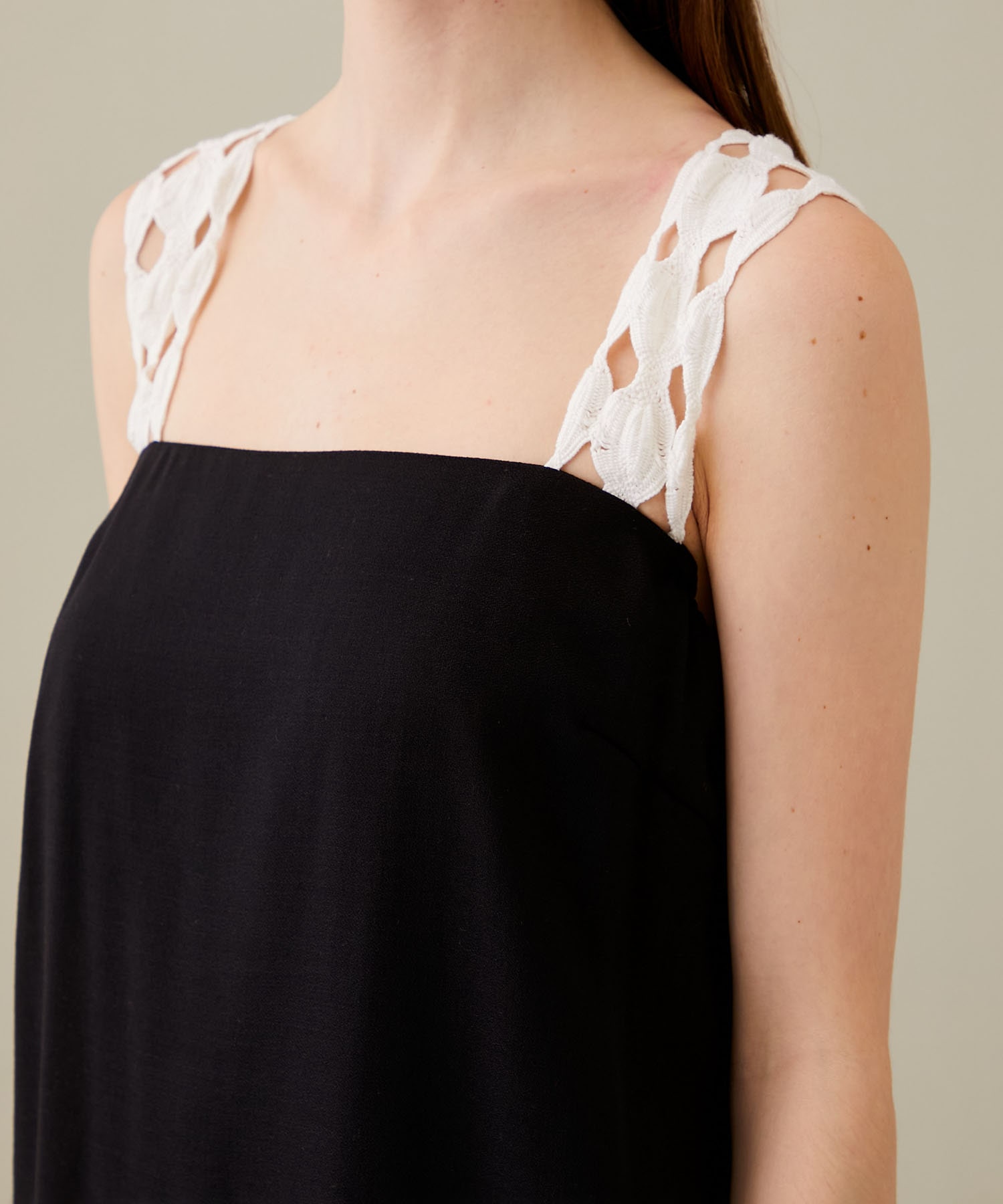 Rippeled lace strap dress BK AKIRANAKA