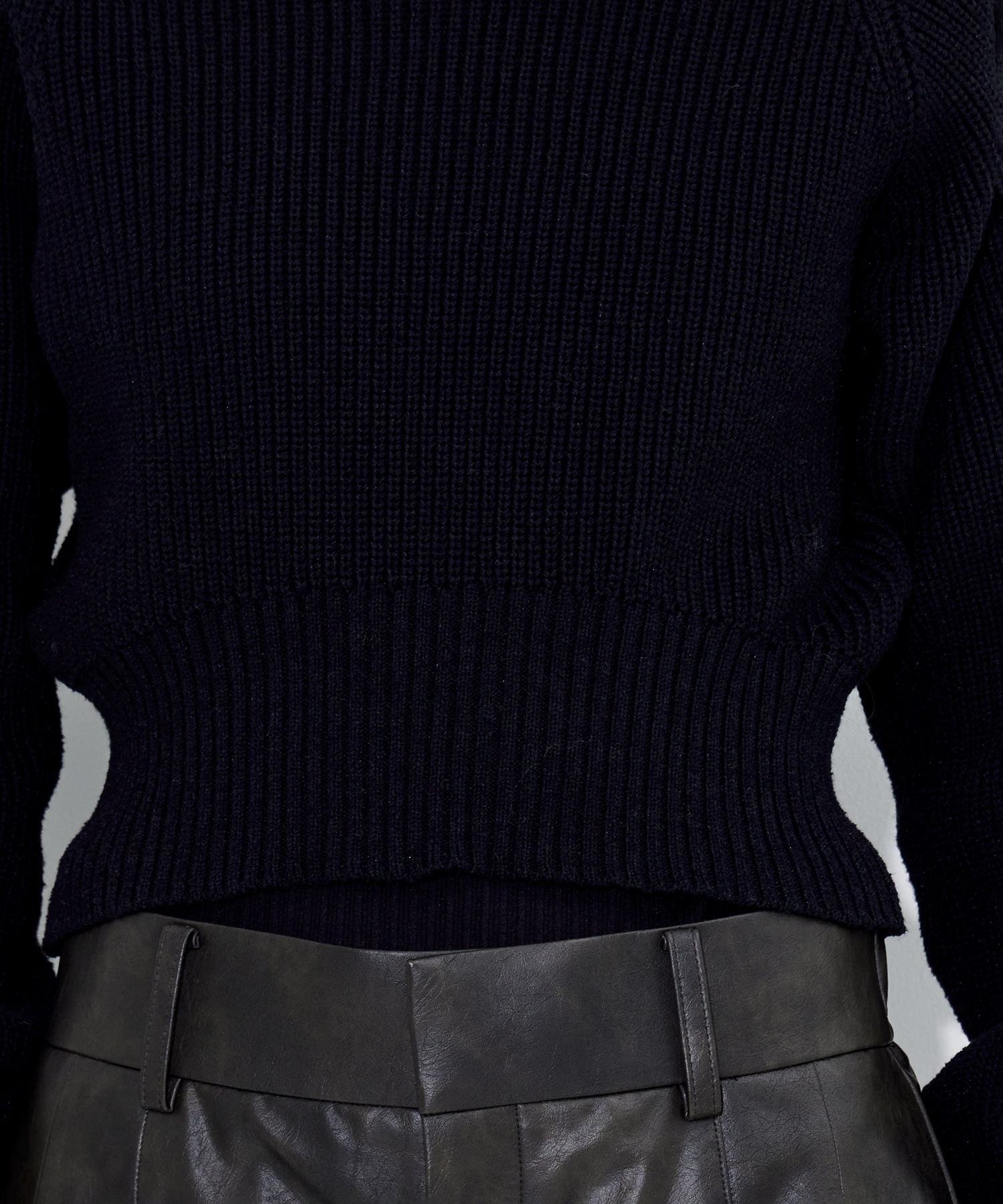 Cropped Chanky Knit Top STUDIOUS