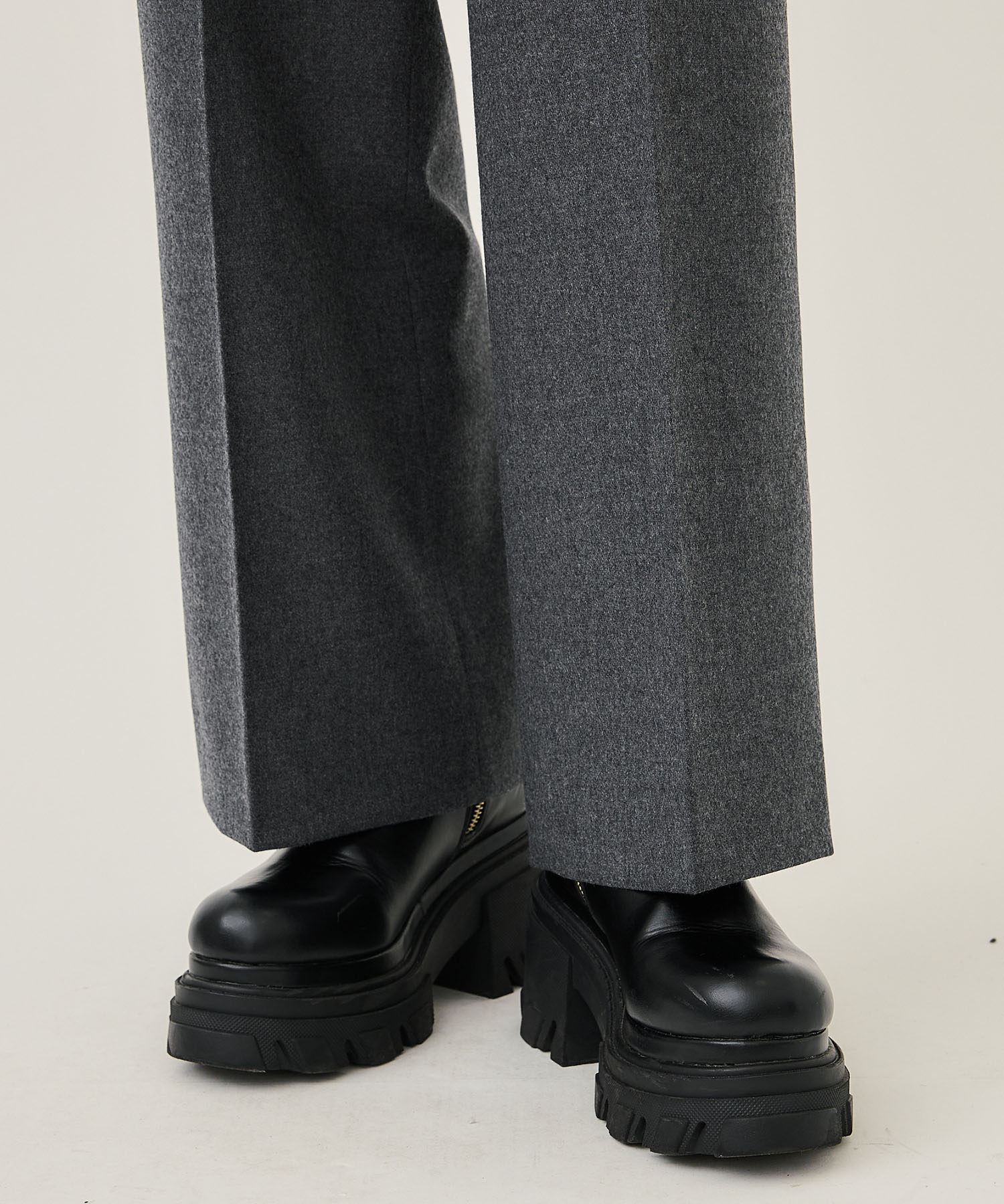 Wool pants poi
