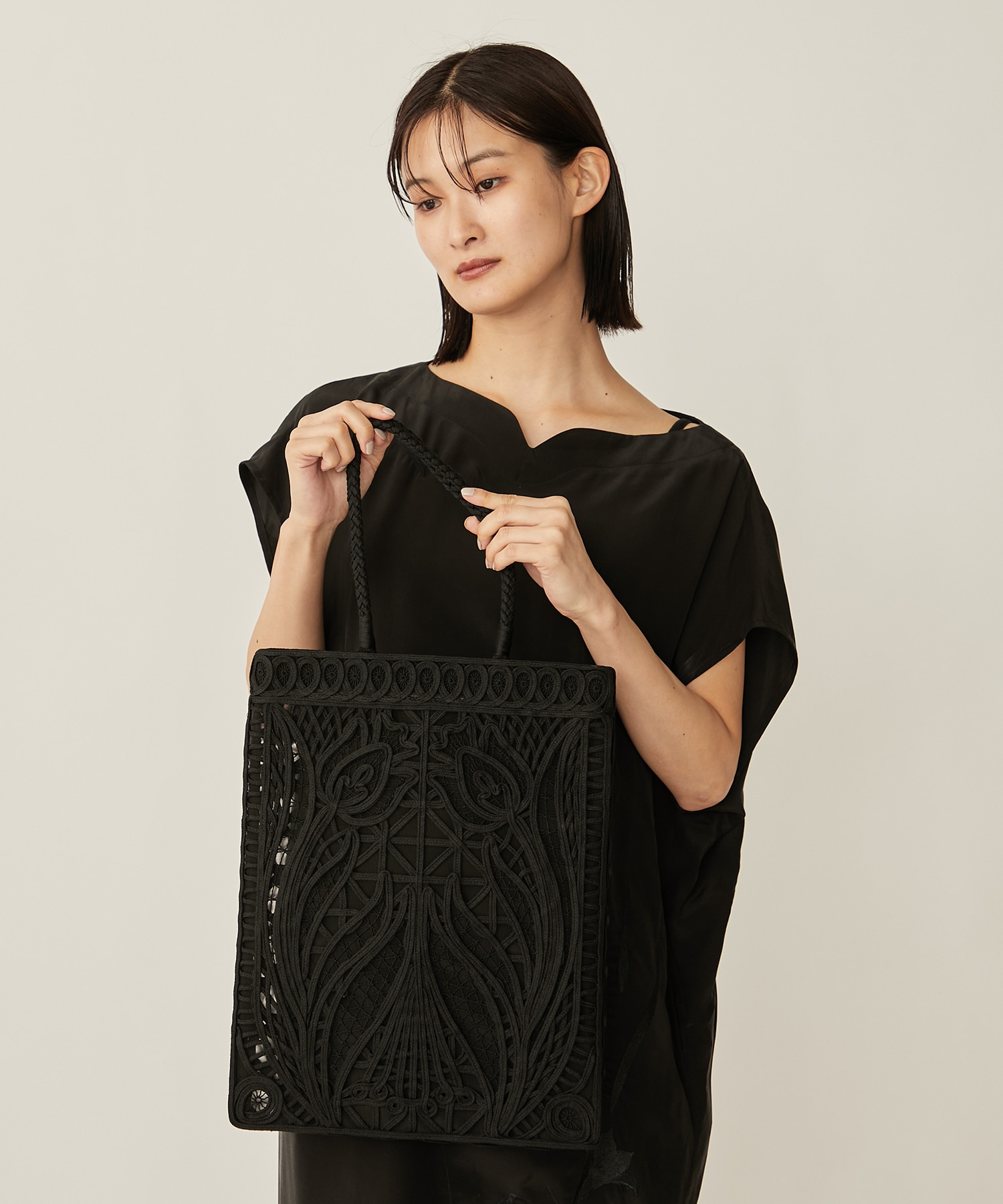 Cording Embroidery Tote Bag - black