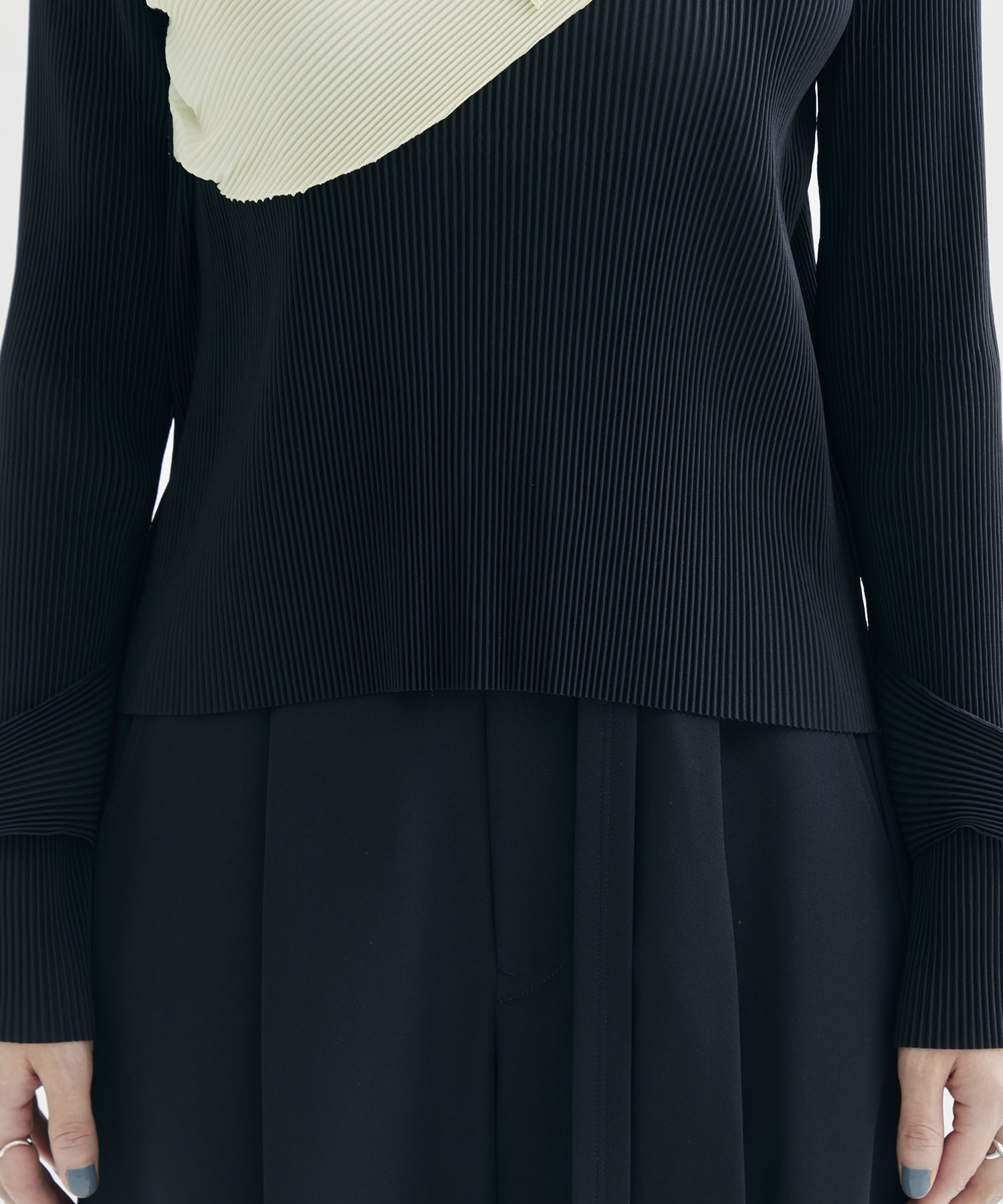 DRAPED NECK TOP kotohayokozawa