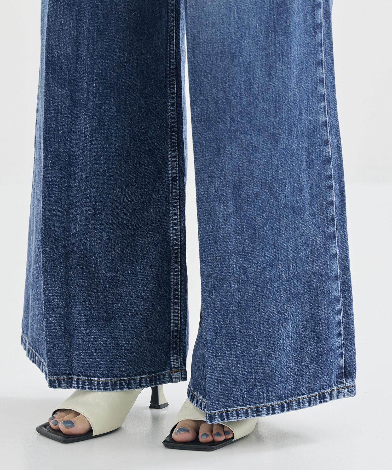 WASHED DENIM WIDE PANTS (SHORT LENGTH) JOHN LAWRENCE SULLIVAN