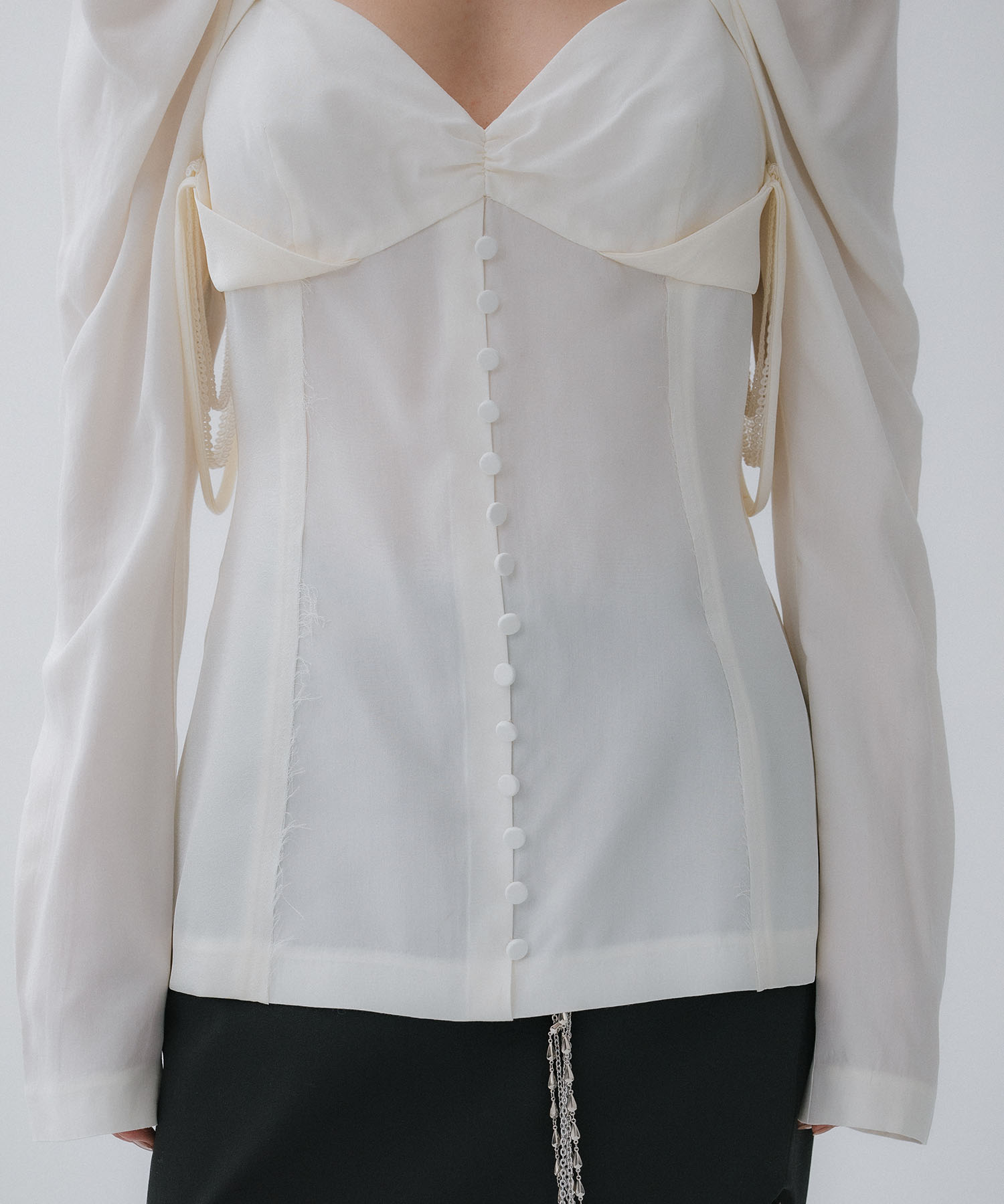 layered bra puff sleeve blouse tanakadaisuke