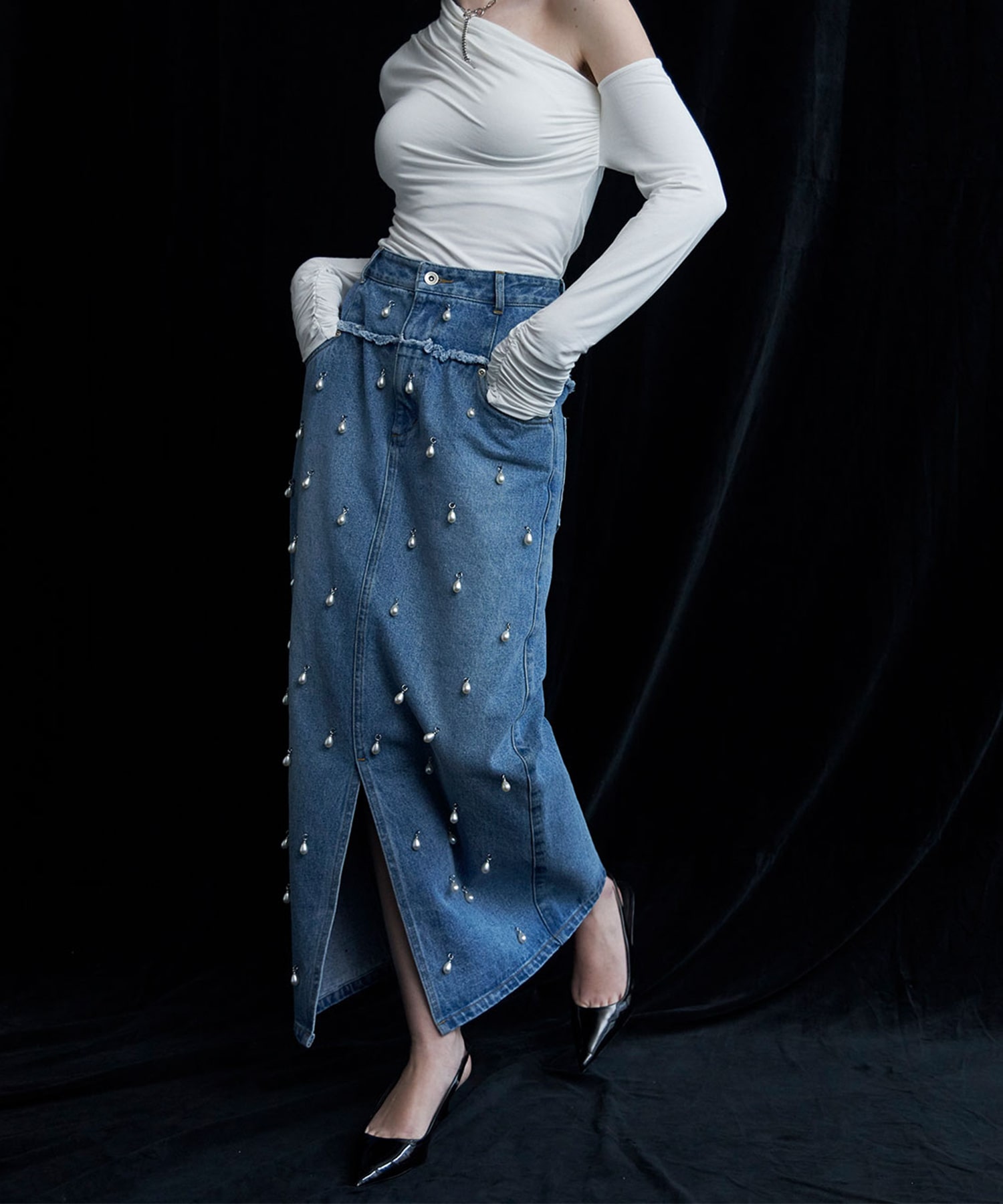 DENIM LONG SKIRT with PEARL JOSEMOON