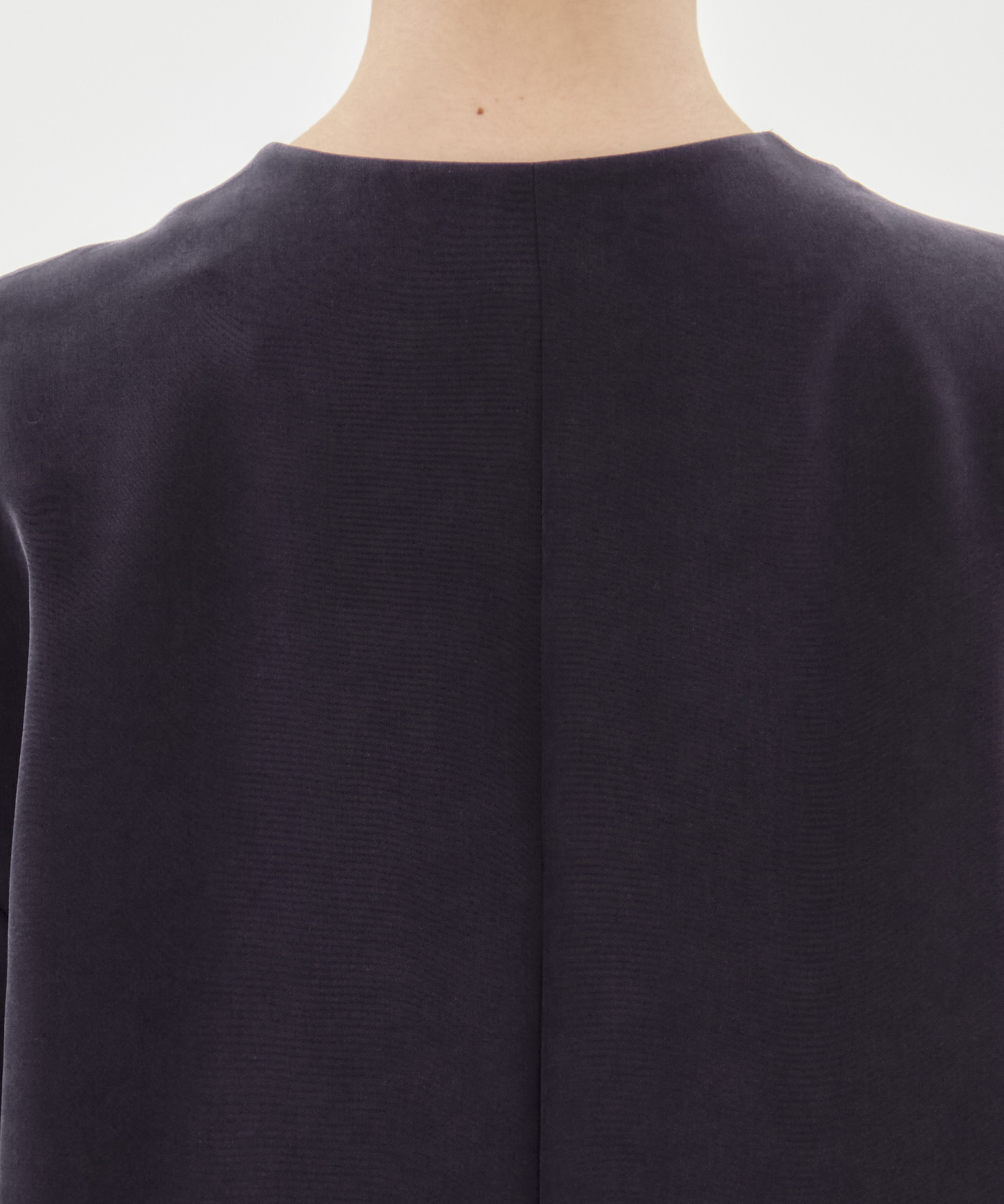 Liese panel sleeve shirt NV AKIRANAKA