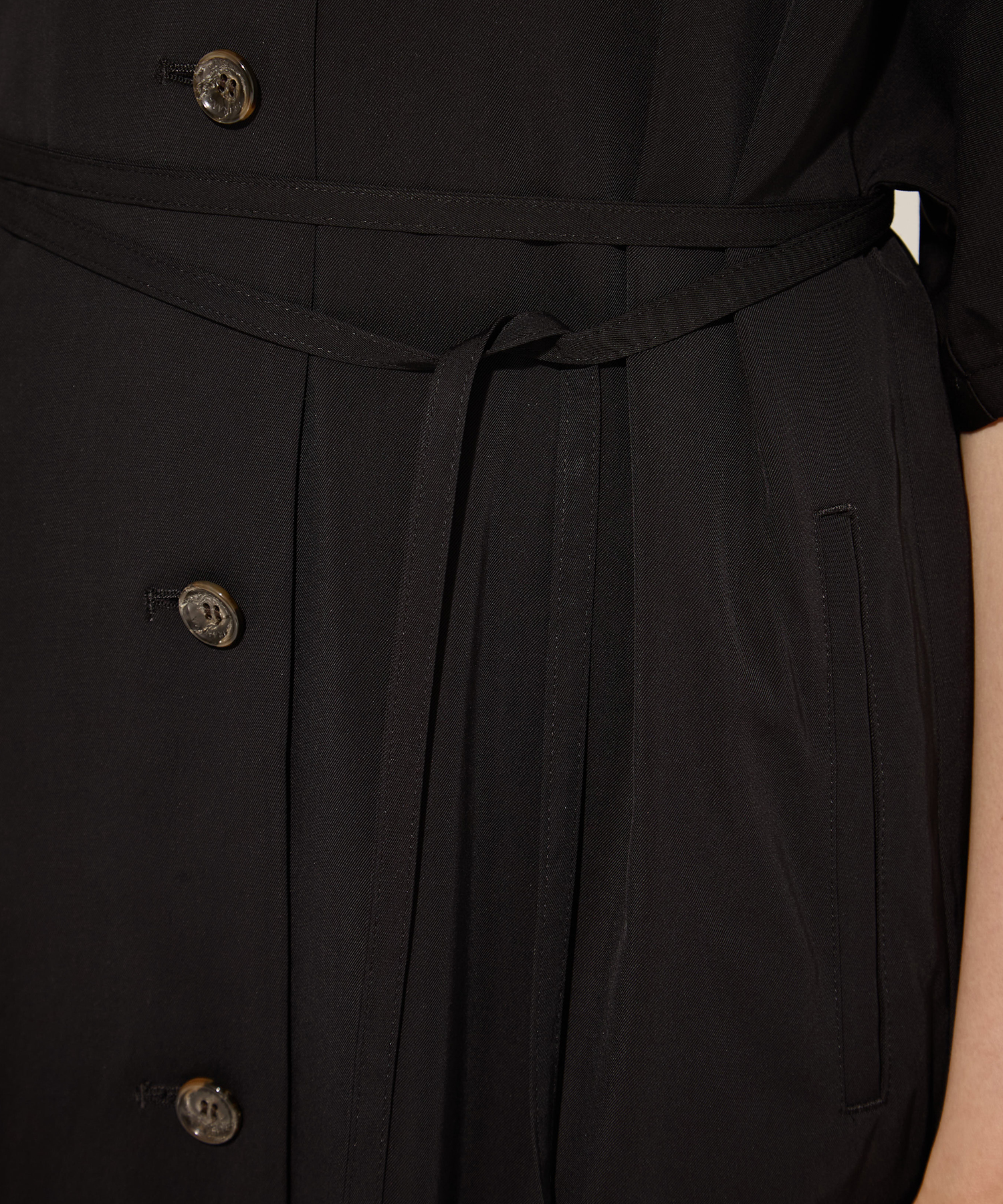 Ana asymmetry dress BK AKIRANAKA