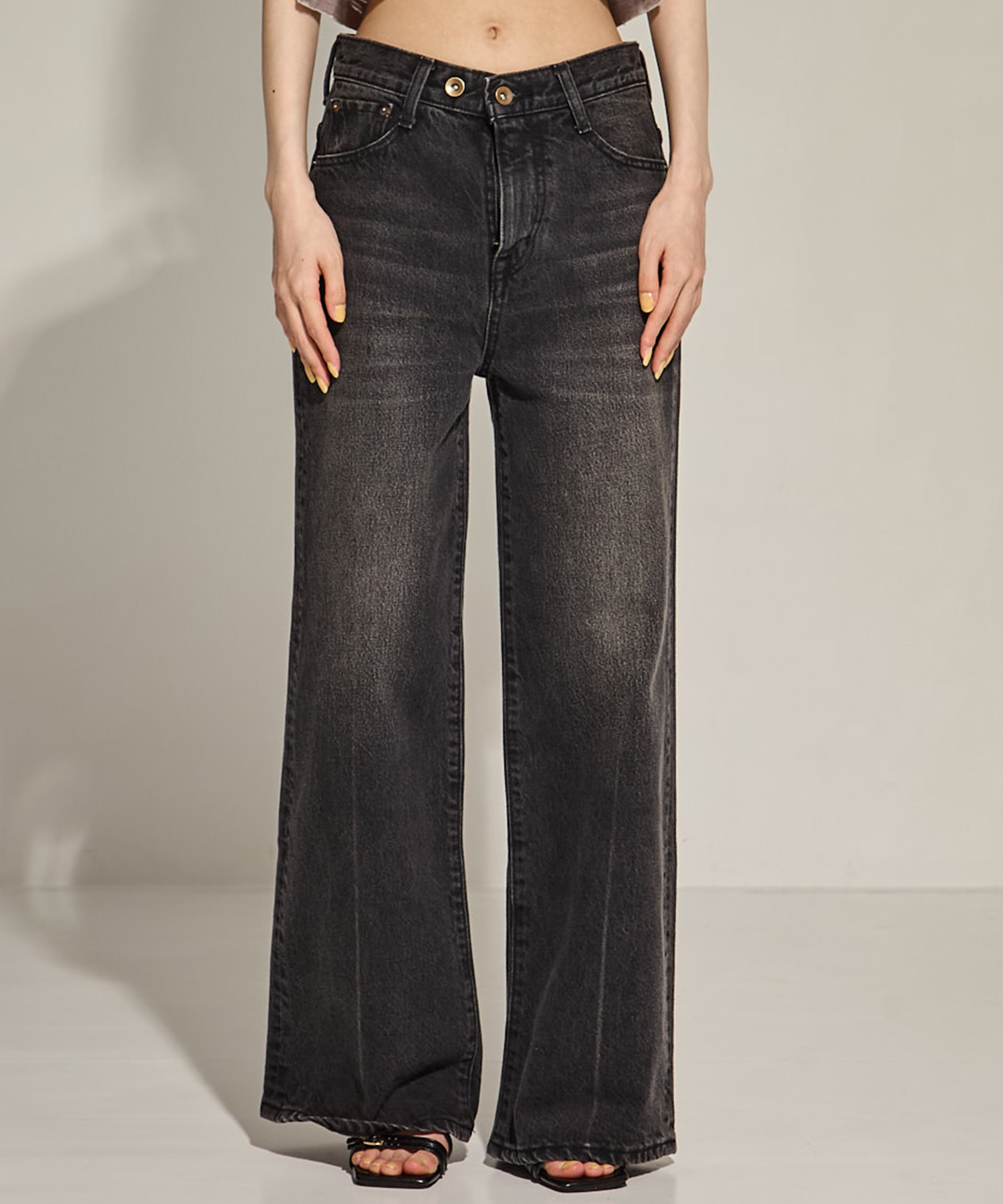 Semi Flare Dyed Jeans STUDIOUS