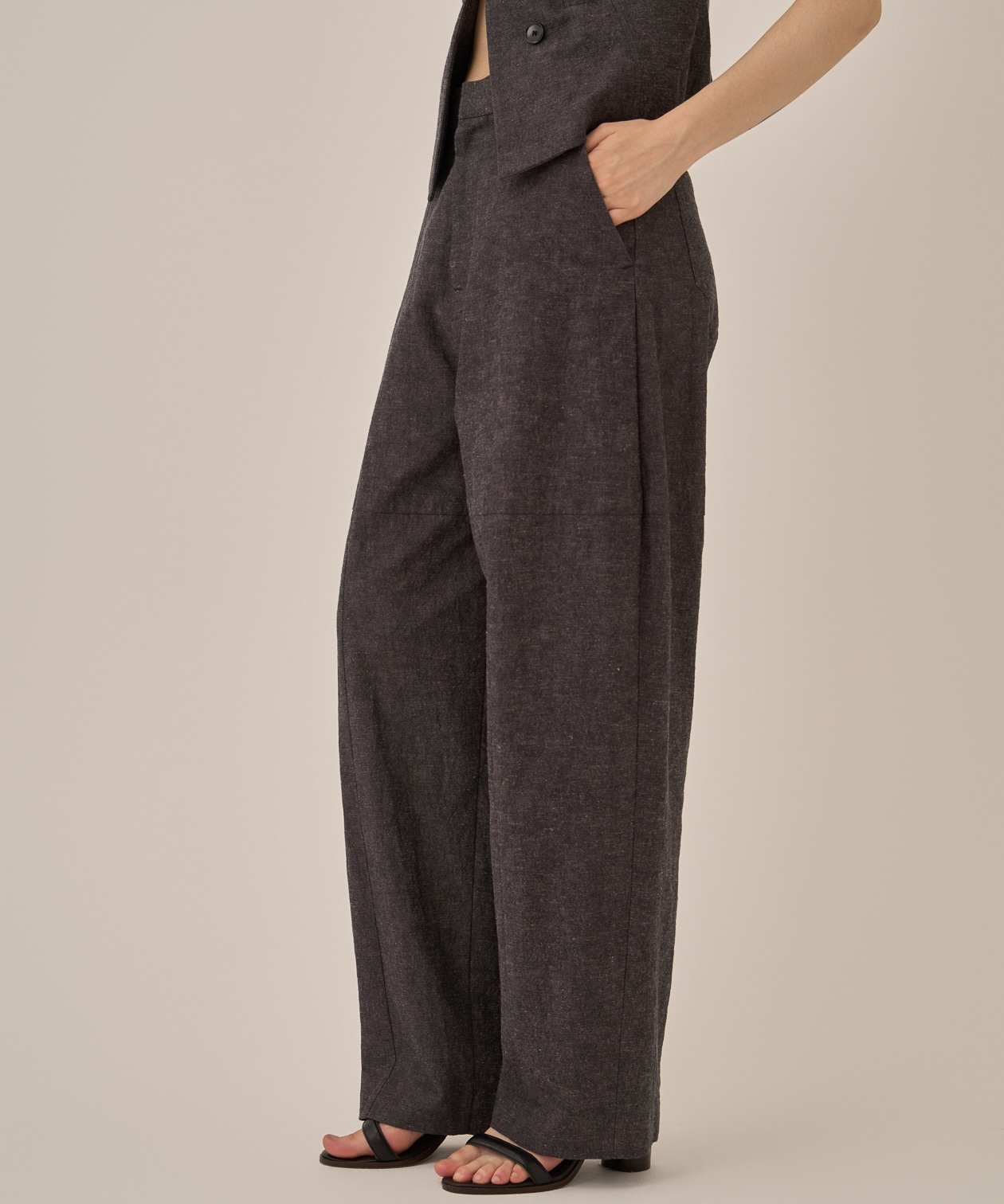 Miriam panel pants AKIRANAKA