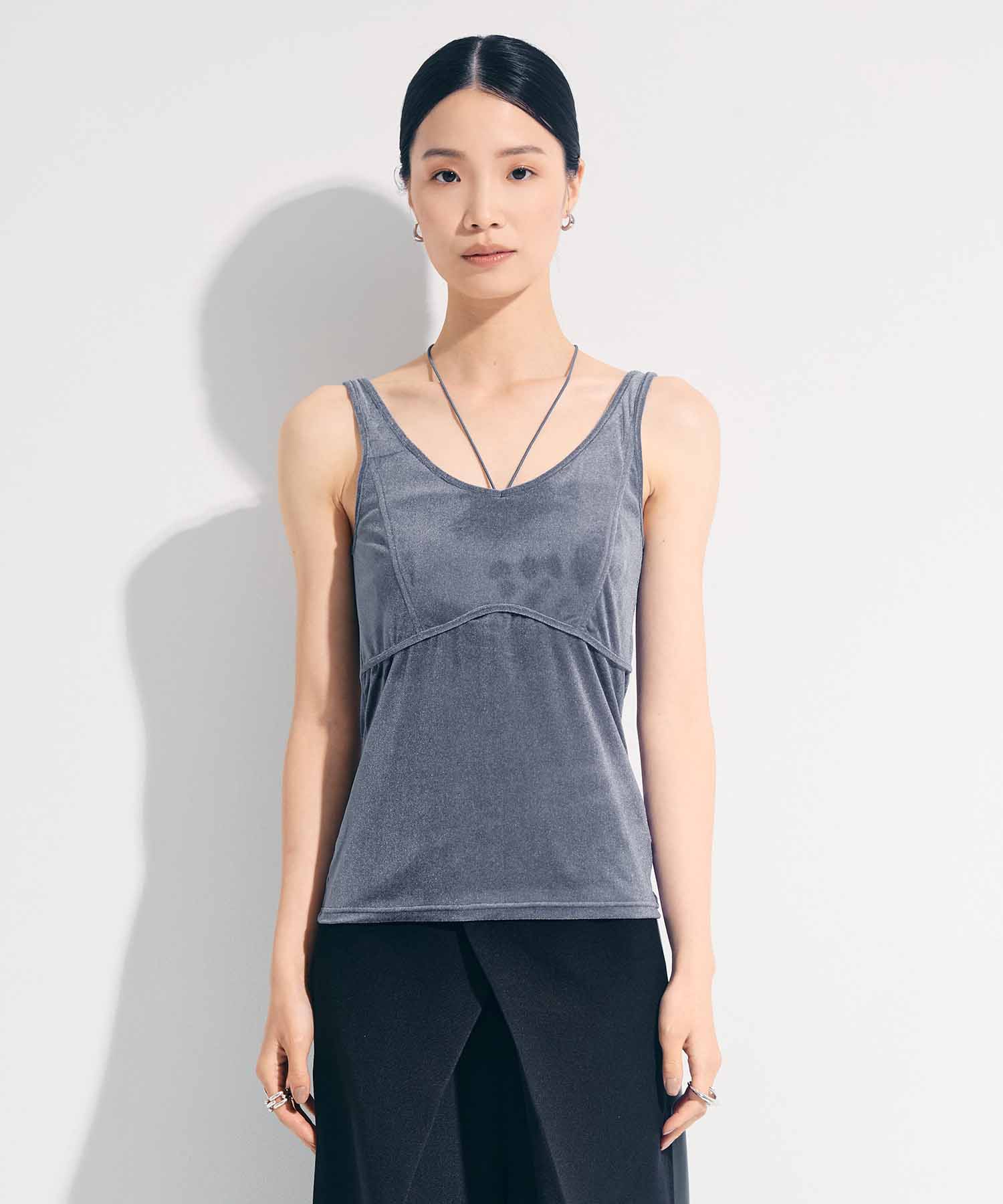 VELOUR CUPIN HALTER　NECK CAMISOLE STUDIOUS