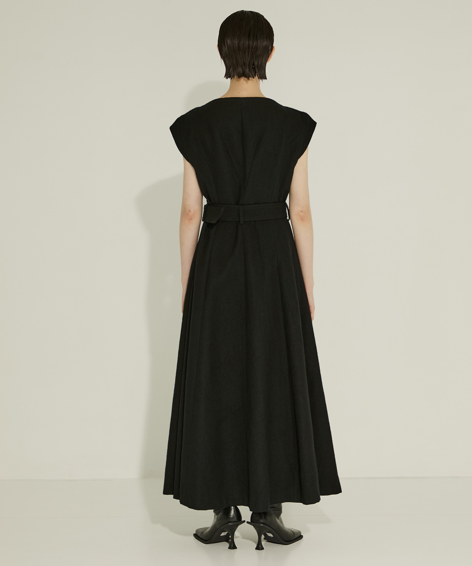 Sesilia dress BK AKIRANAKA