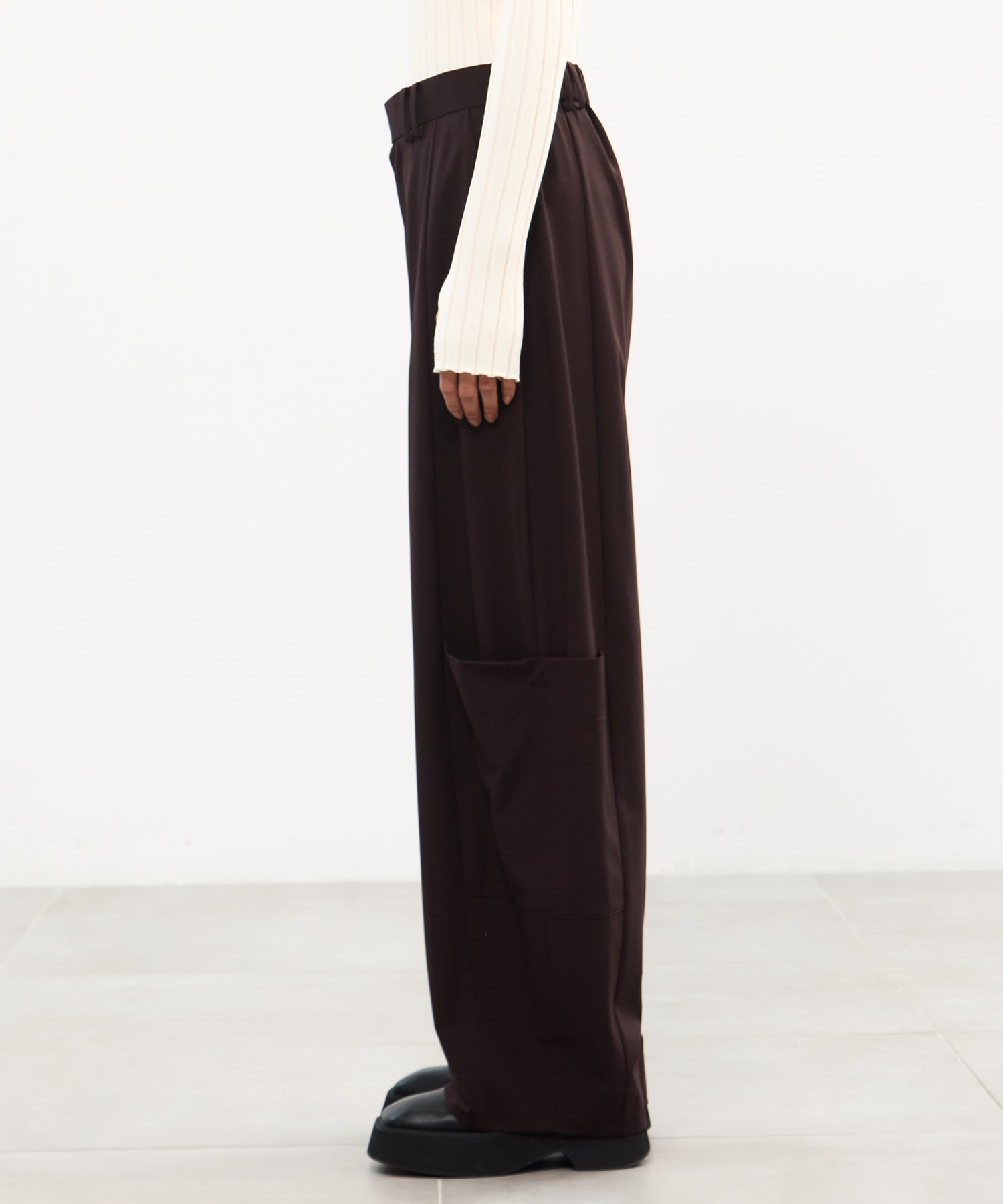 Soft Barrel Leg Cargo Trousers 