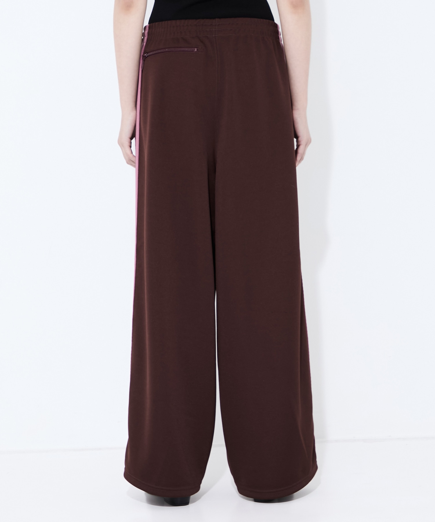 H.D. Track Pant - Poly Smooth Needles