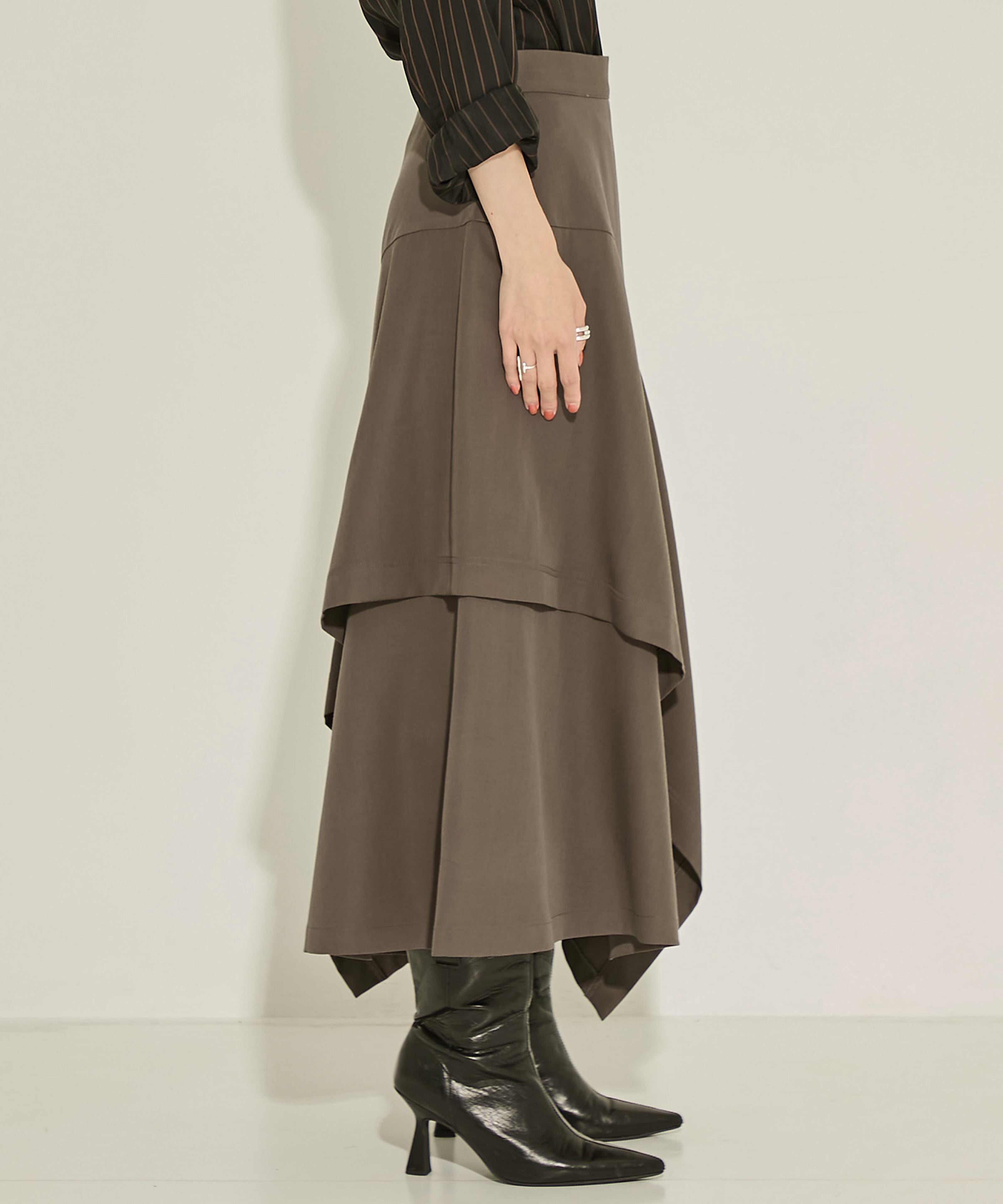 Random Hem Flare SKT UJOH