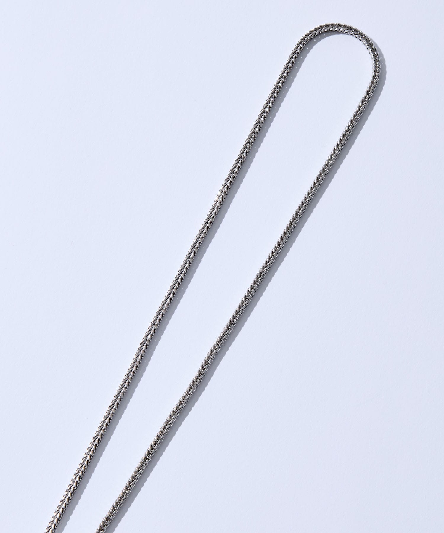 Metal loop tie TOGA