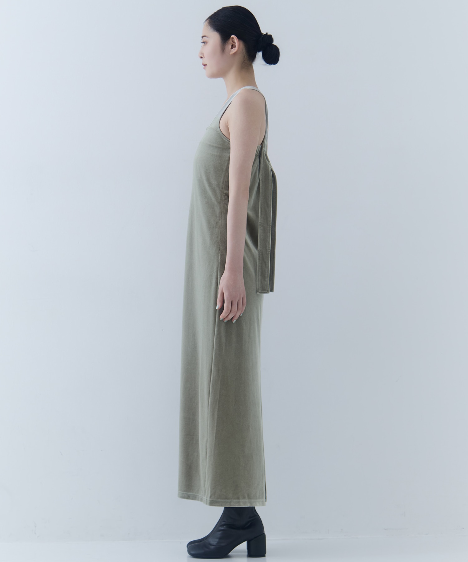 UND OFF SHOULDER VELOUR CARDIGAN SET DRESS AMERI