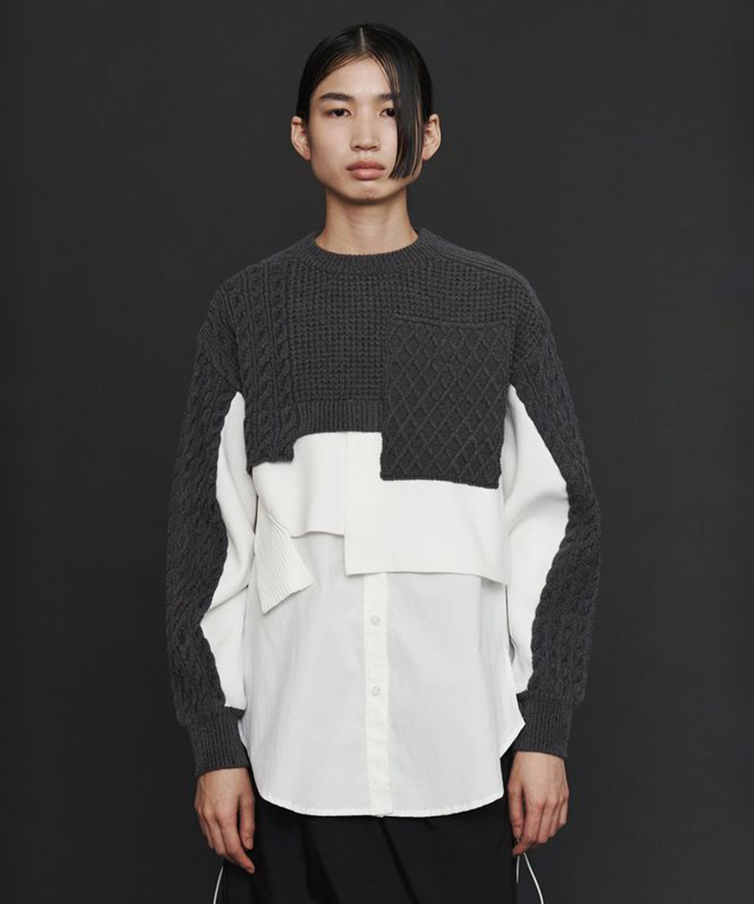 CABLE LAYER SHORT KNIT TOP UN3D.