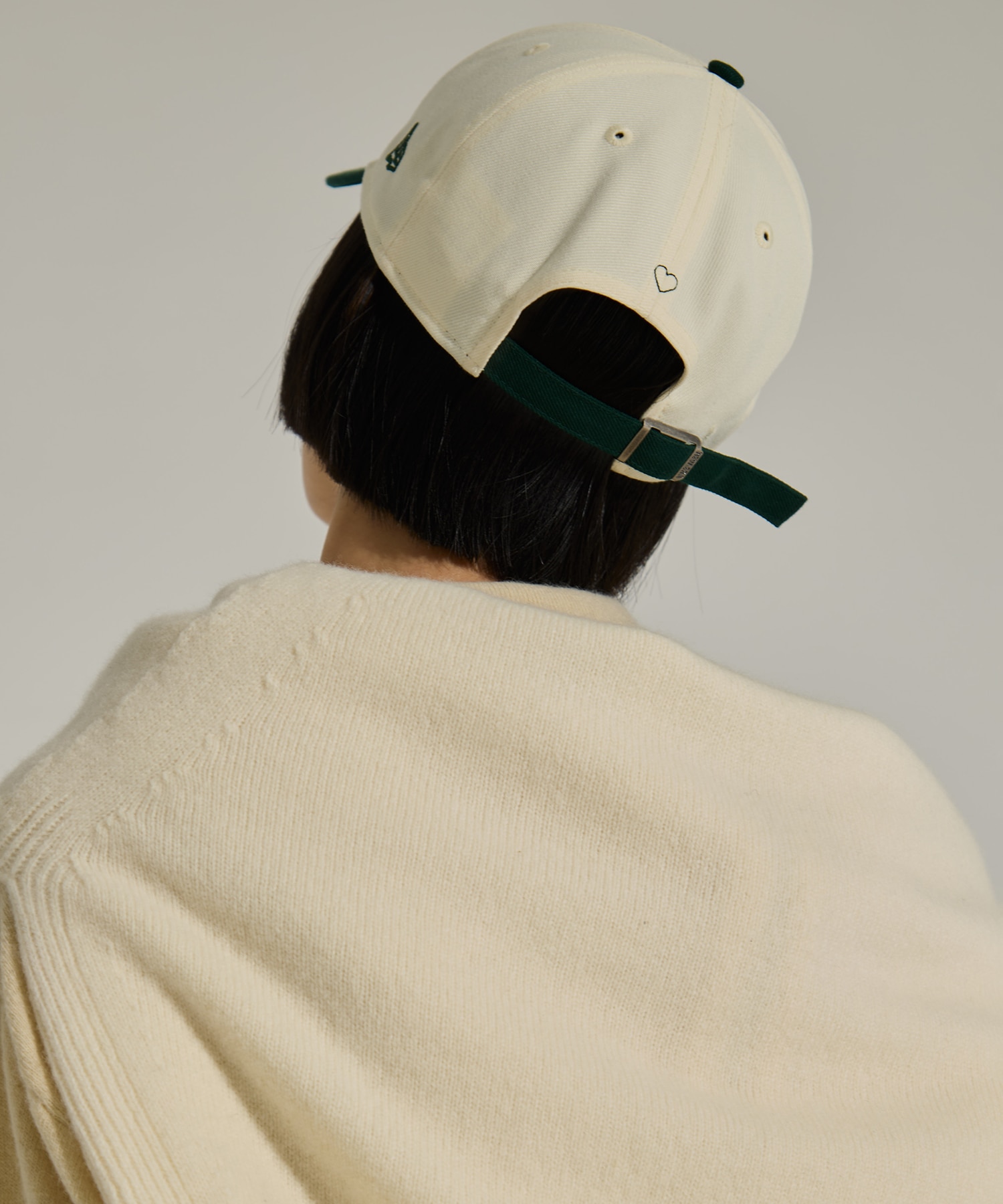 x Newera Athletics Cap BASICKS