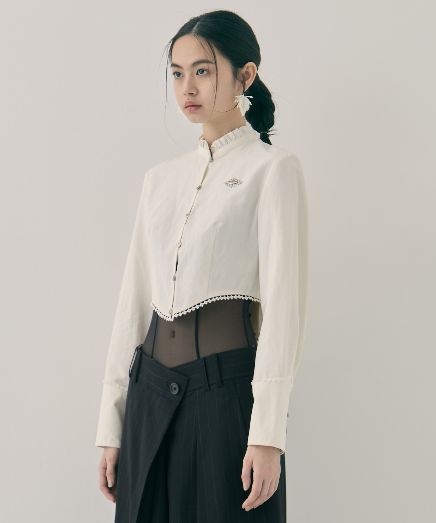 back curtain cropped blouse tanakadaisuke