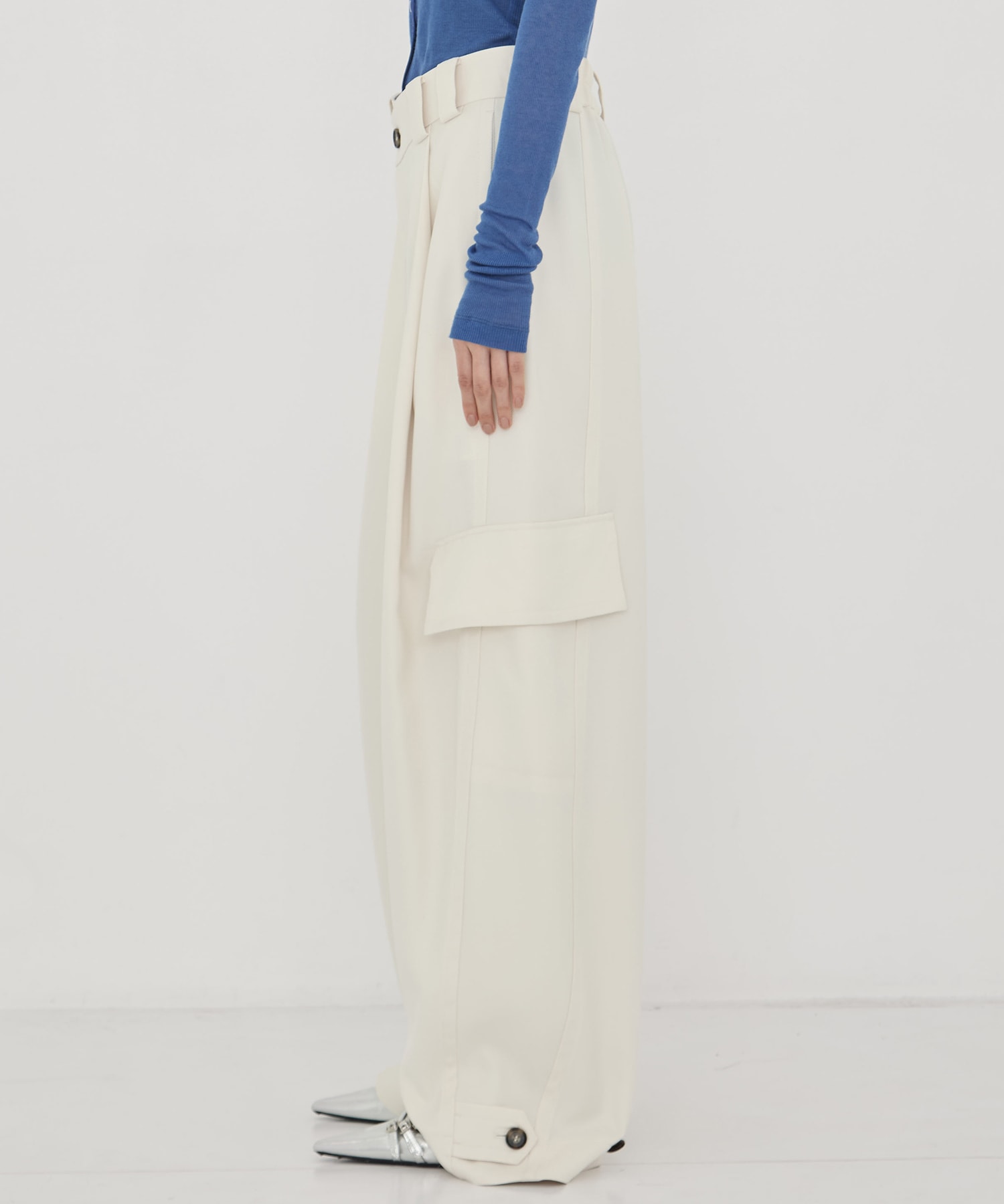 Barrel Leg Cargo Trousers STUDIOUS