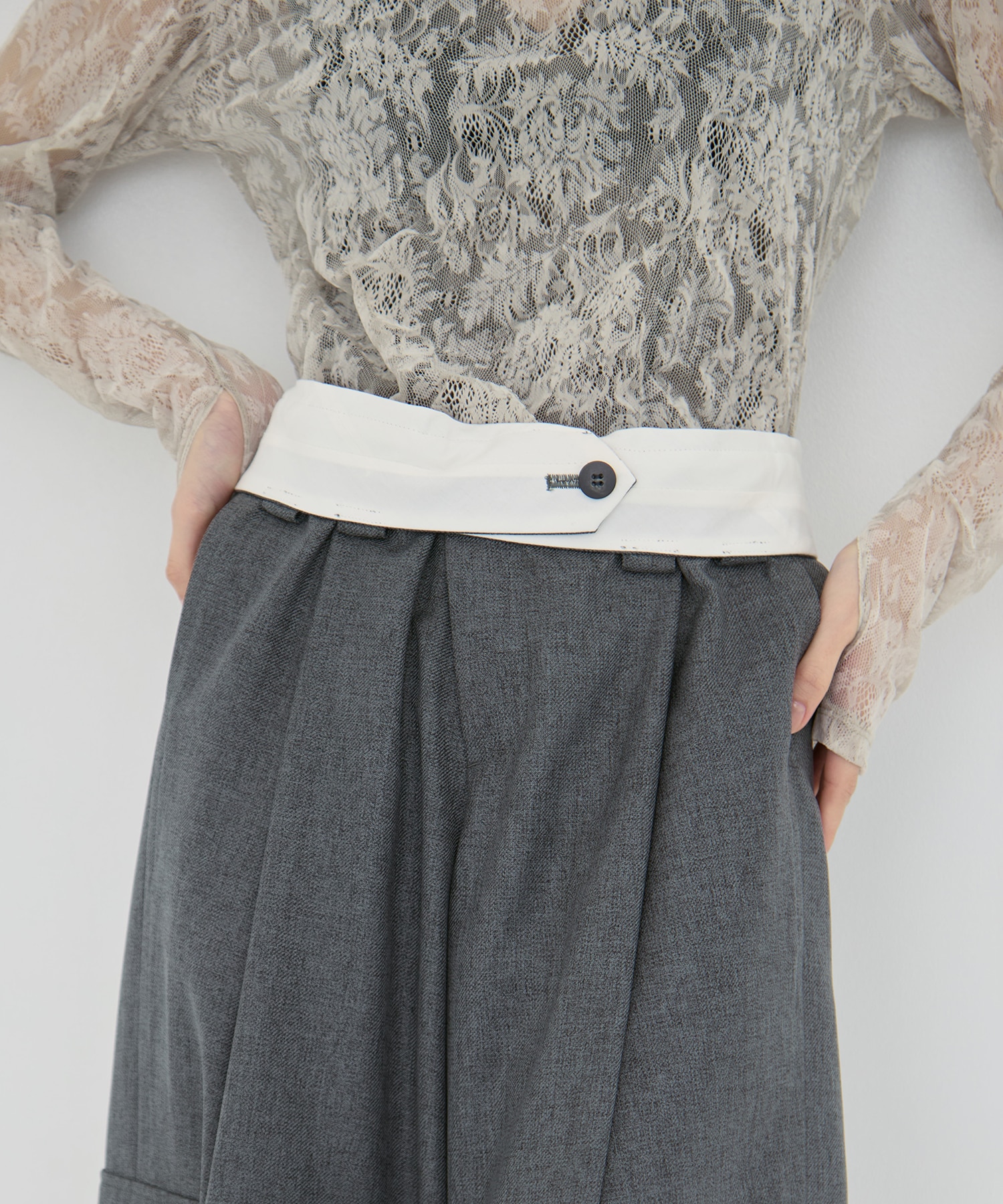 Barrel Leg Cargo Trousers STUDIOUS