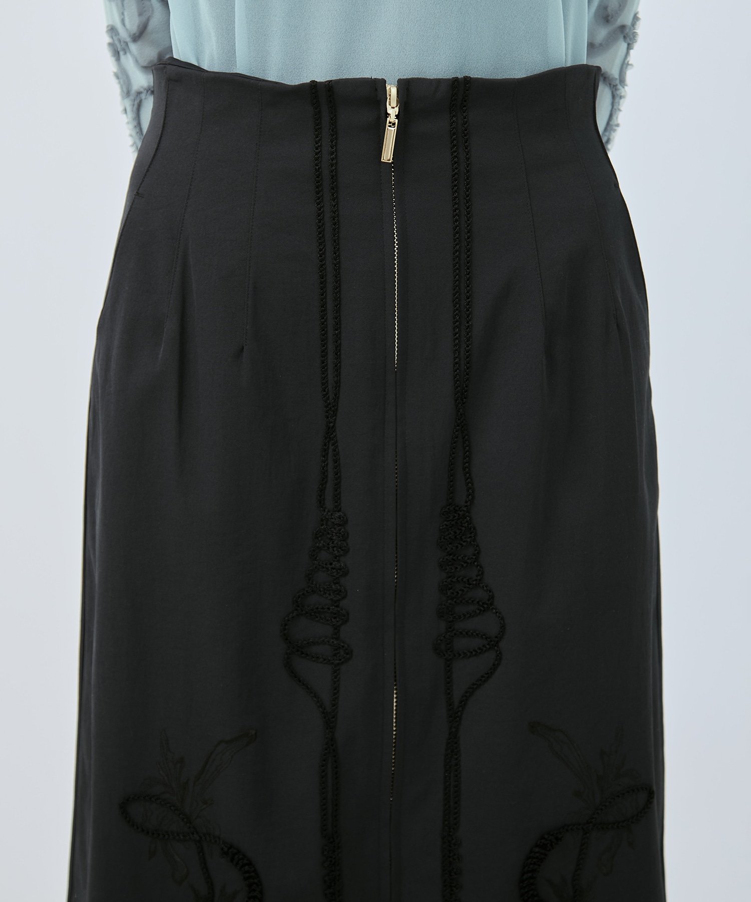 別注Cucurbita embroidered skirt MURRAL