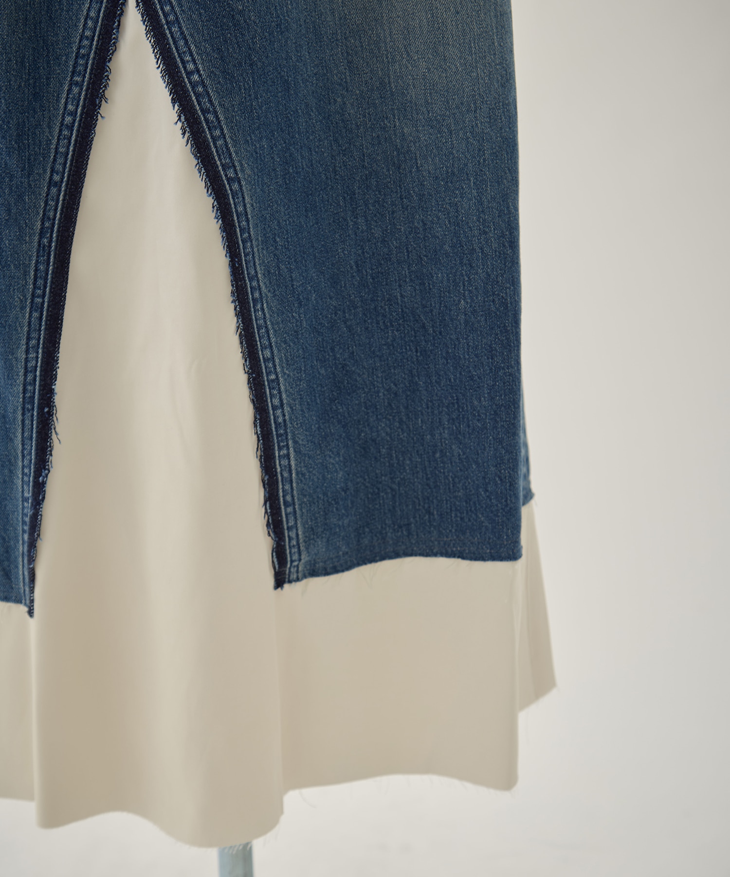 DENIM PANTS COMBINED SKIRT Maison MIHARA YASUHIRO