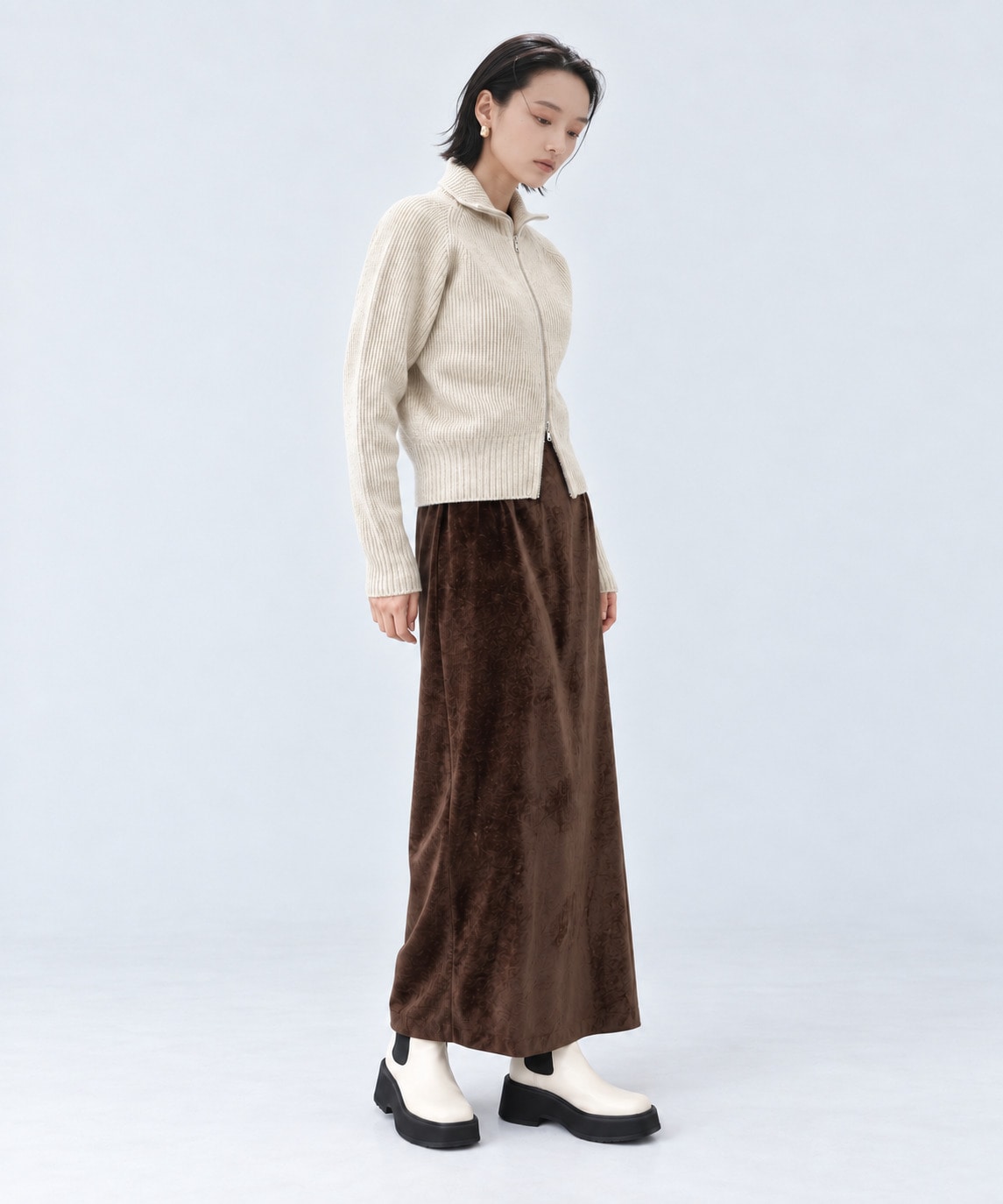 Velour Smooth Skirt STUDIOUS