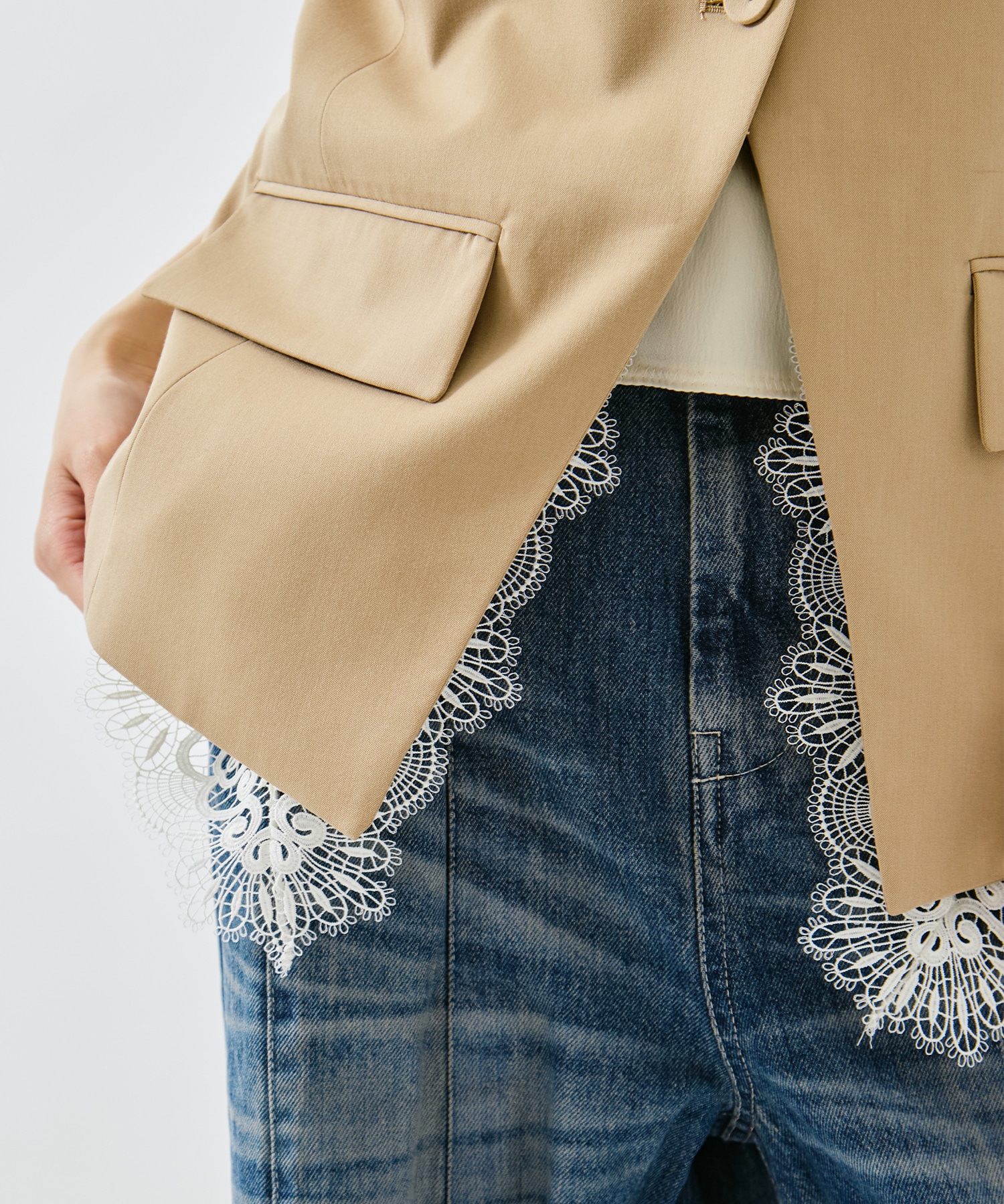 2WAY CREW NECK LACE TAKE OFF VEST AMERI