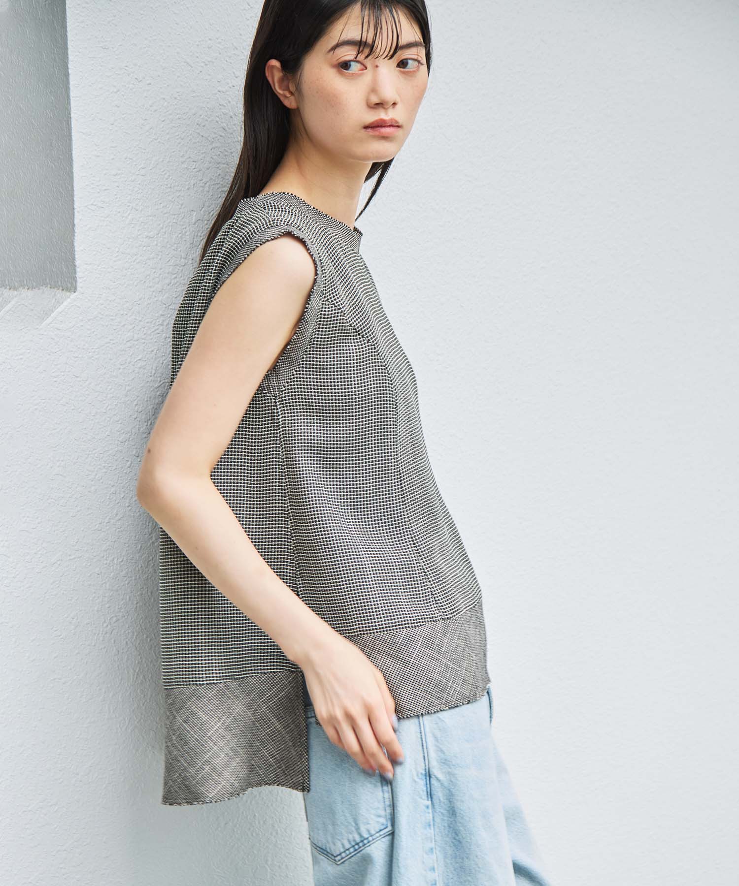 Sleeveless Washable Mesh Blouse 