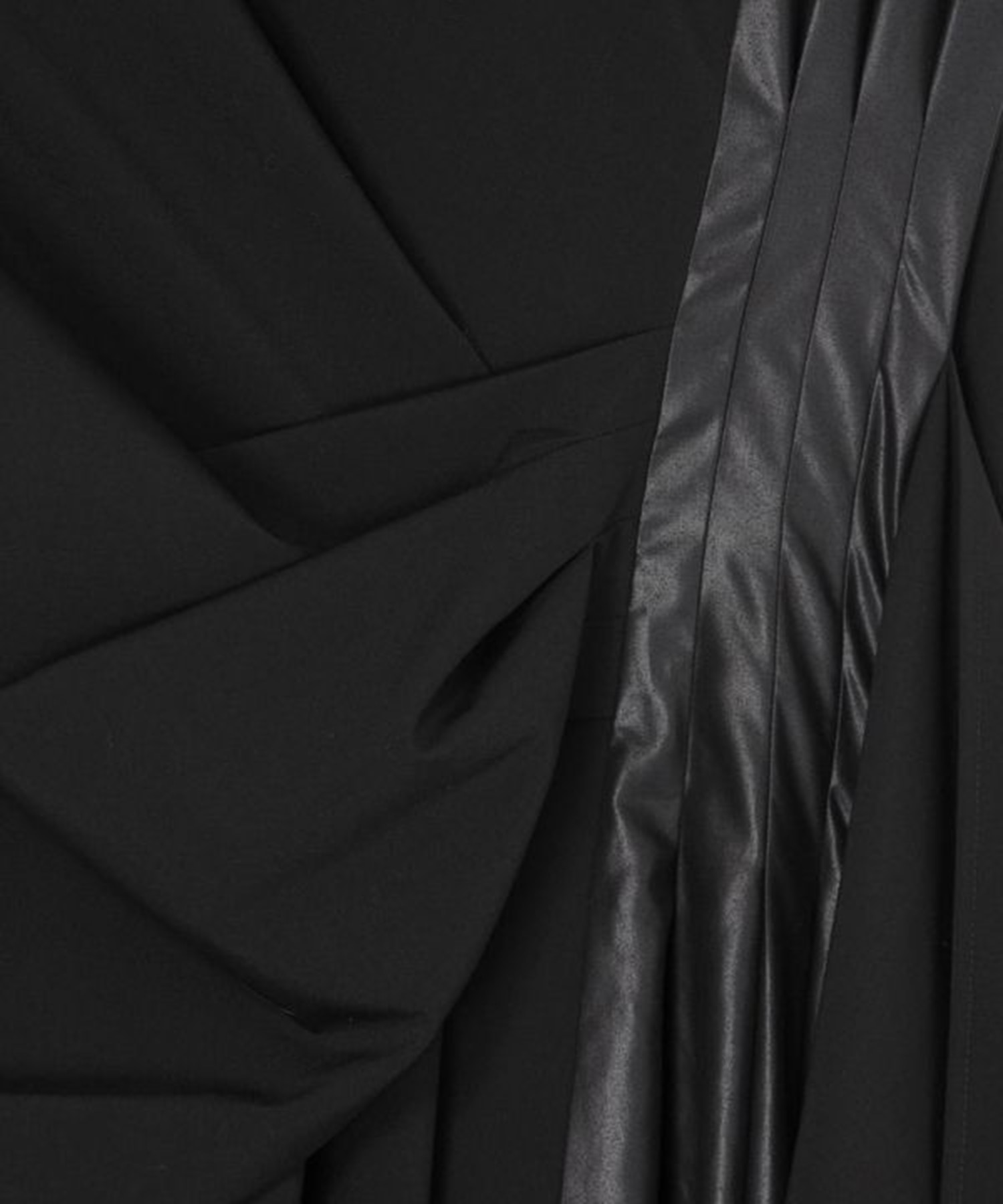 SASH DRAPE BALLOON OP UN3D.