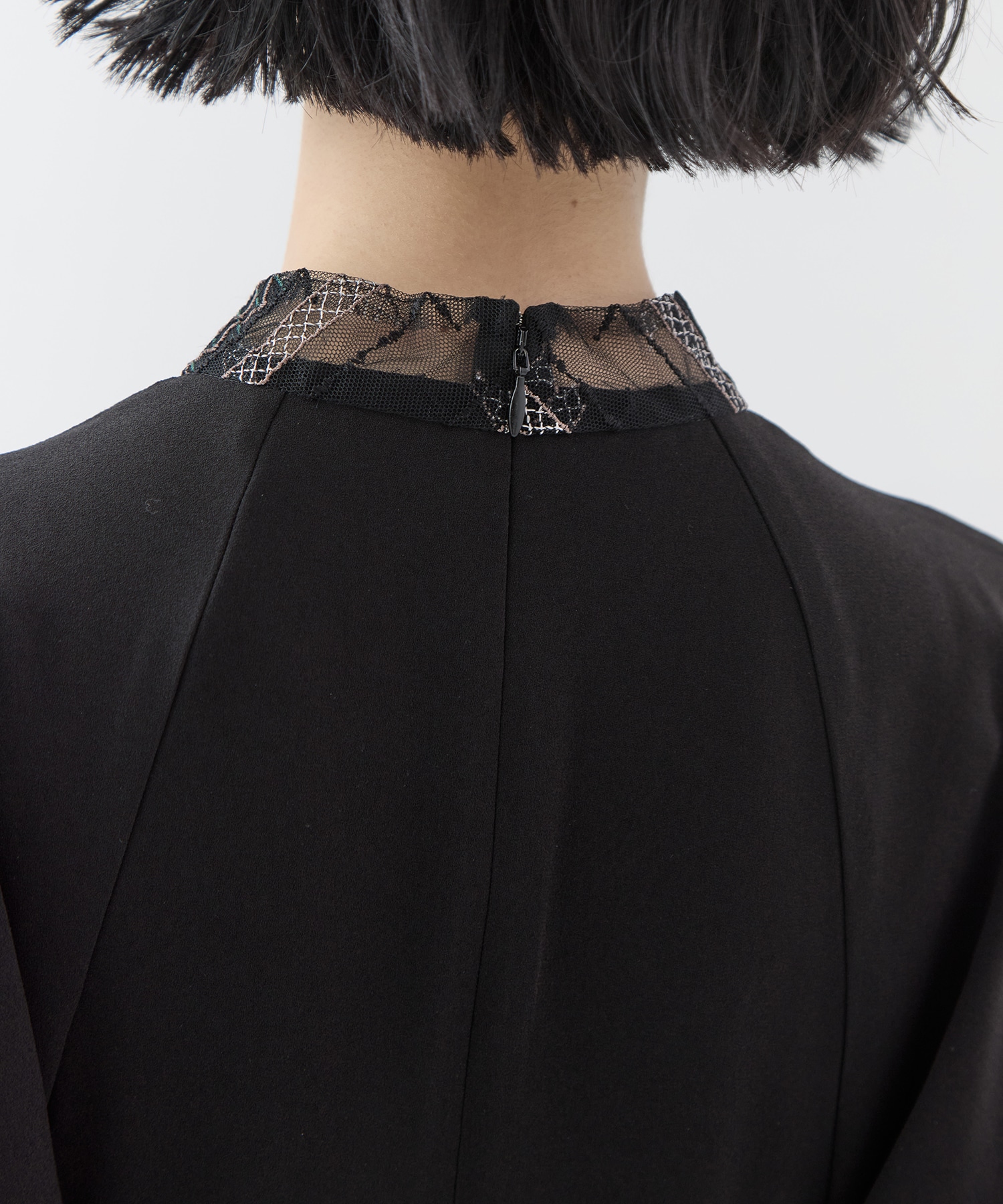 Classic lace dress MURRAL