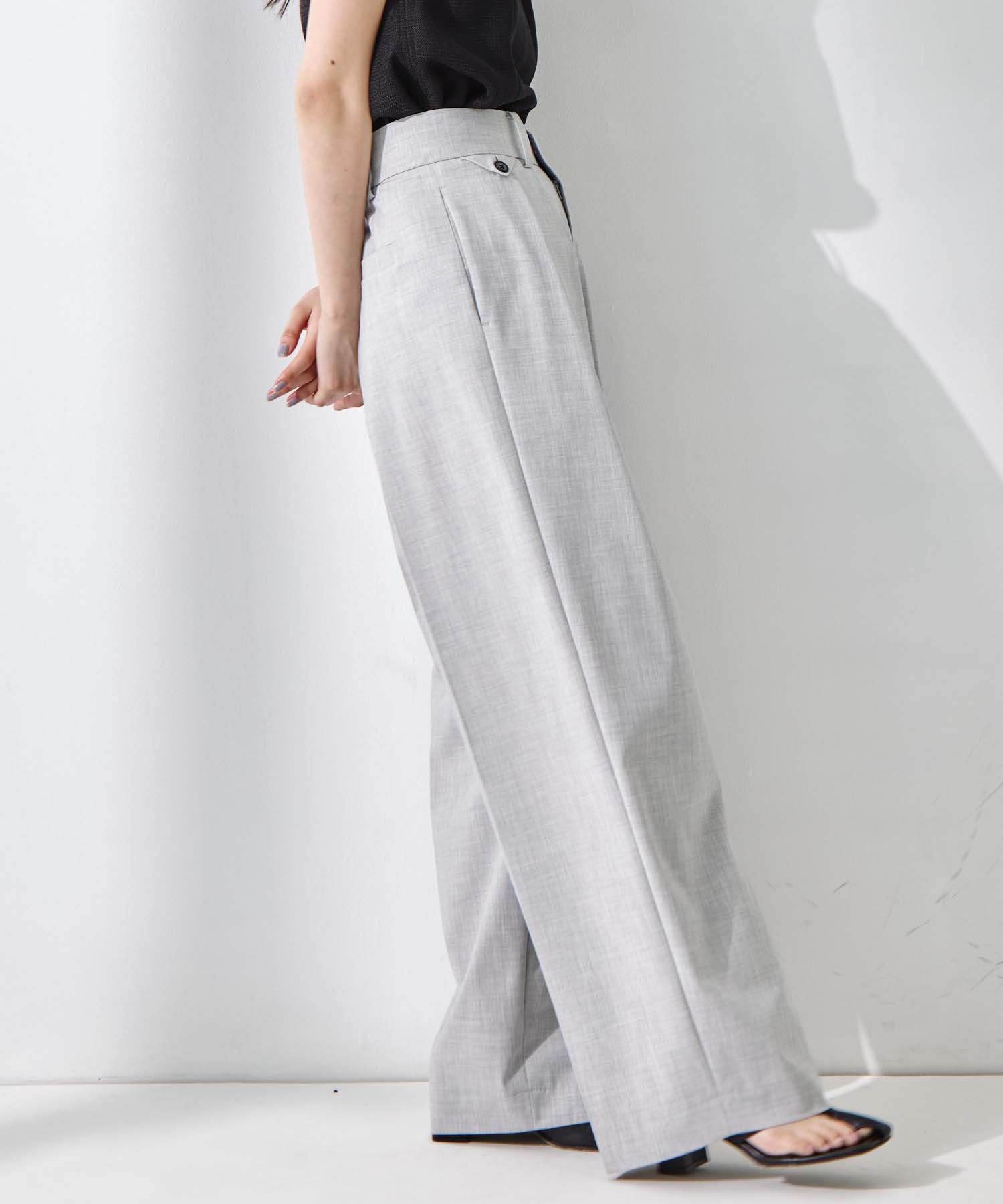 Double Tucked Stretch Trousers STUDIOUS