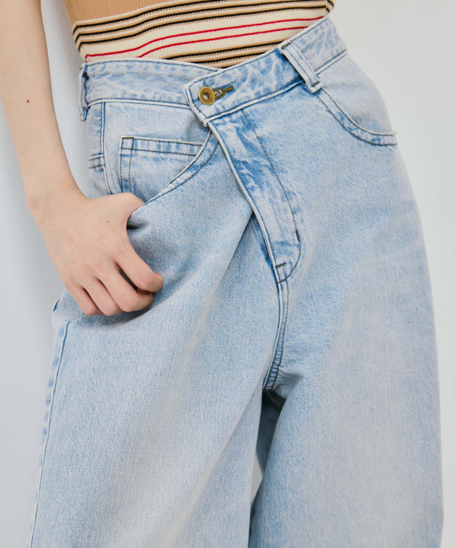 Bleached Baggy Jeans STUDIOUS