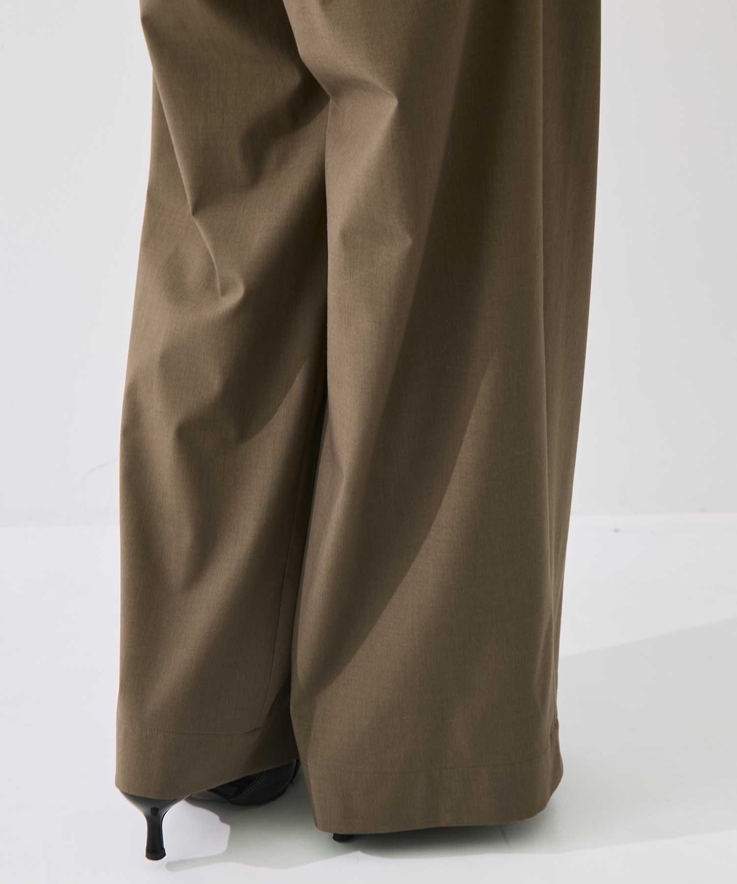 Belted Trousers STUDIOUS