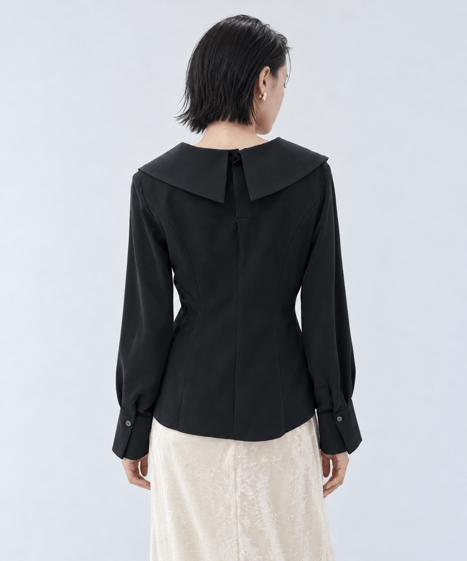 Fibril Scarf-Neck Blouse STUDIOUS