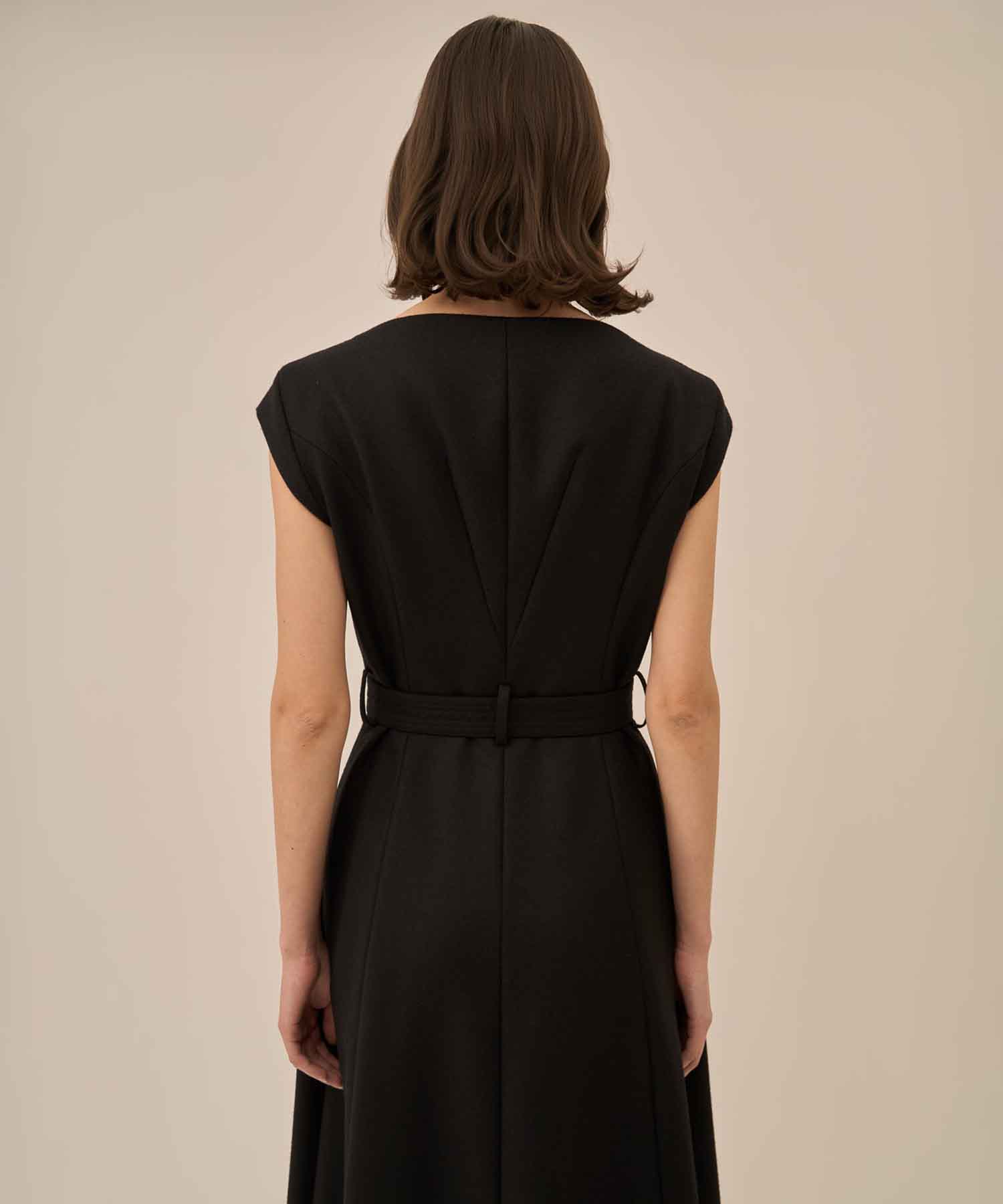 Sesilia dress AKIRANAKA