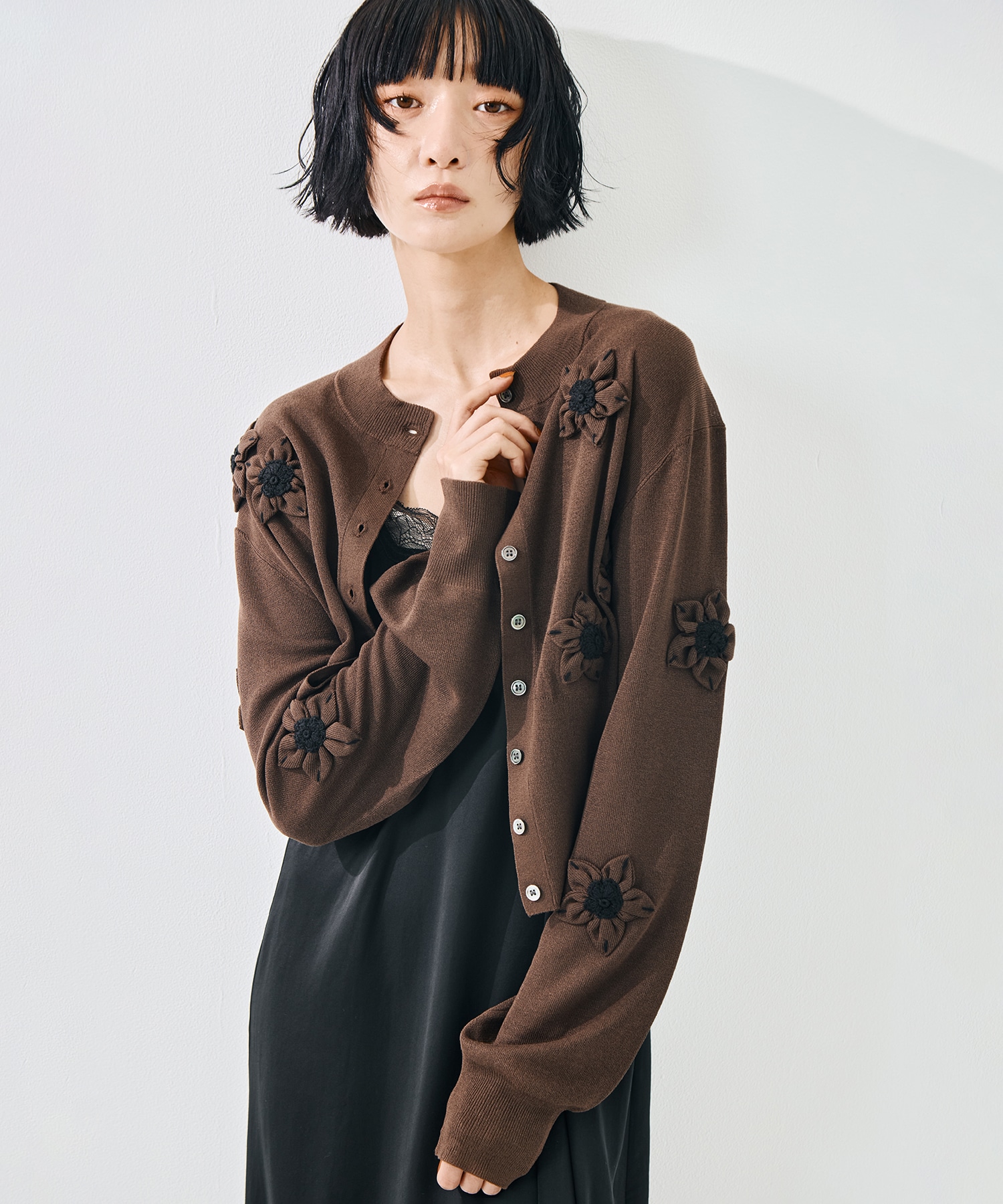 FLOWER MOTIF KNIT CARDIGAN CLANE
