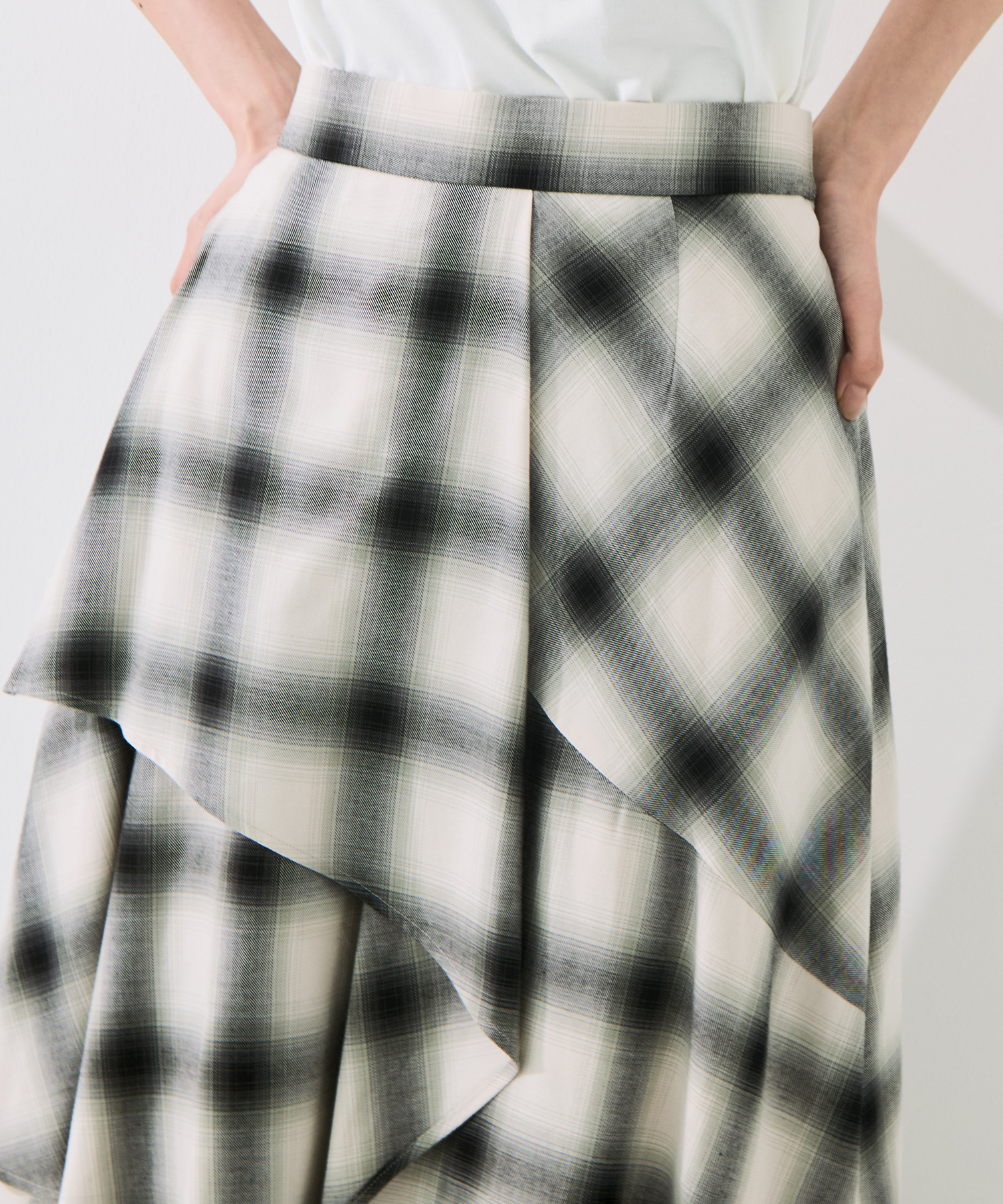 Layered Flare Skirt STUDIOUS