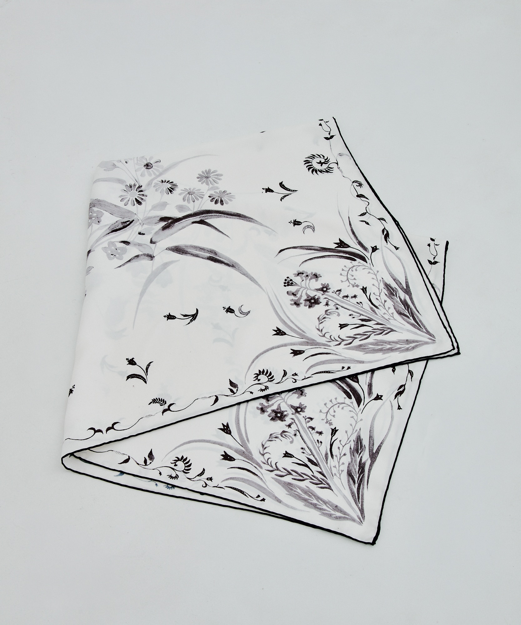 Hand Printed Silk Scarf(FREE GREY): Mame Kurogouchi: WOMENS