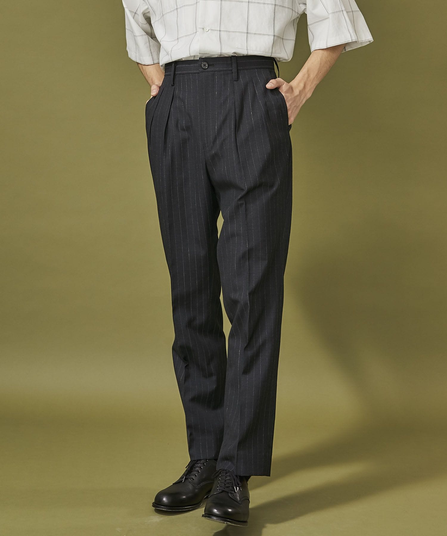 Slim Two Tuck trousers | WELLDER