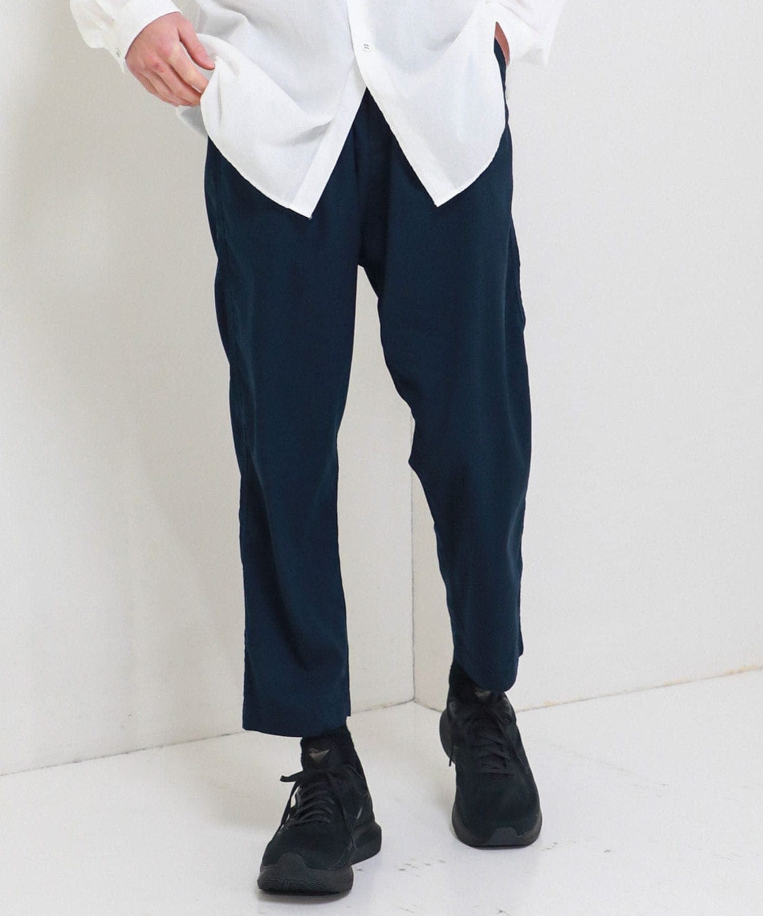 TAPERED PANTS