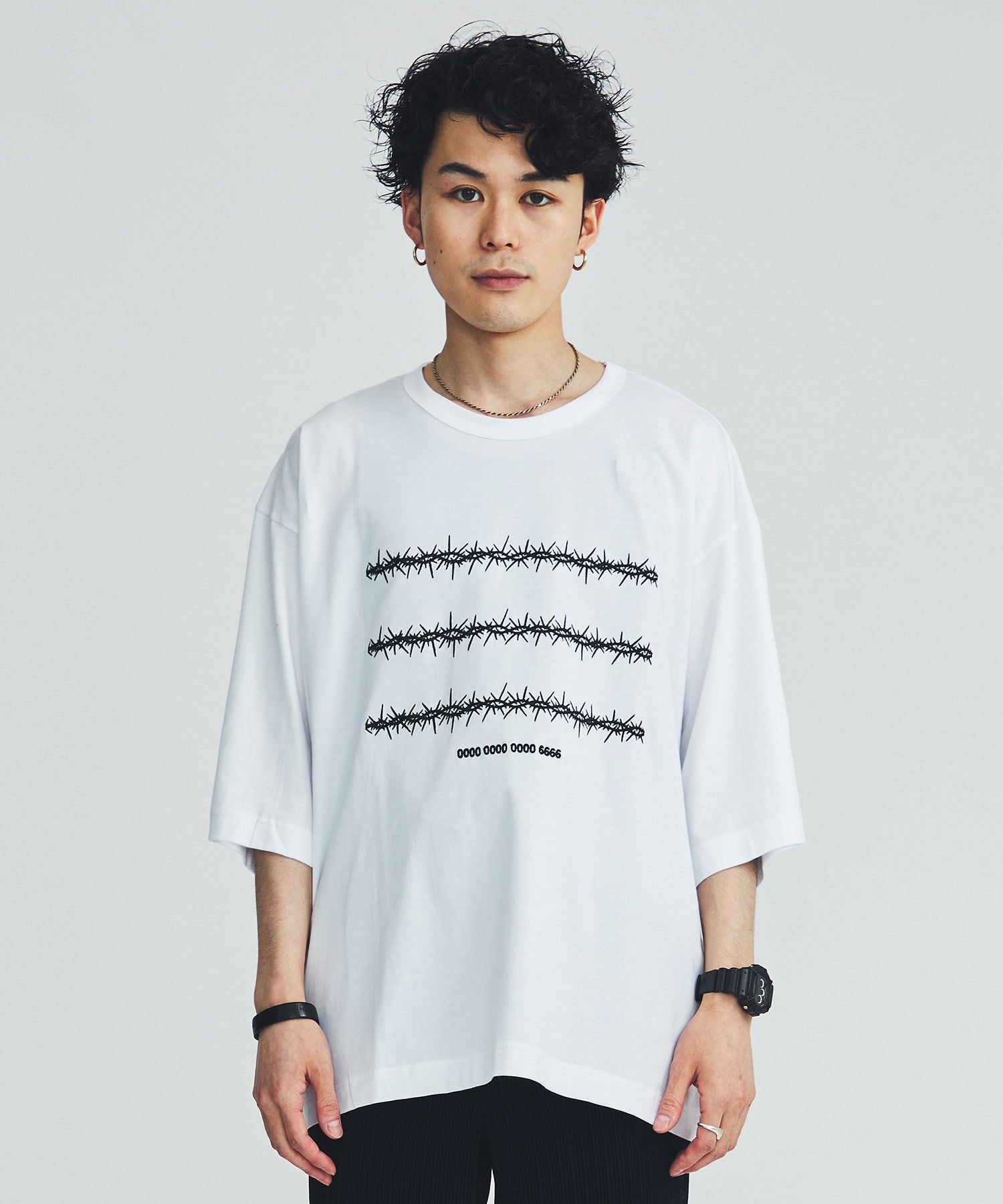 BARBED WIRE emb S/S BIG-T