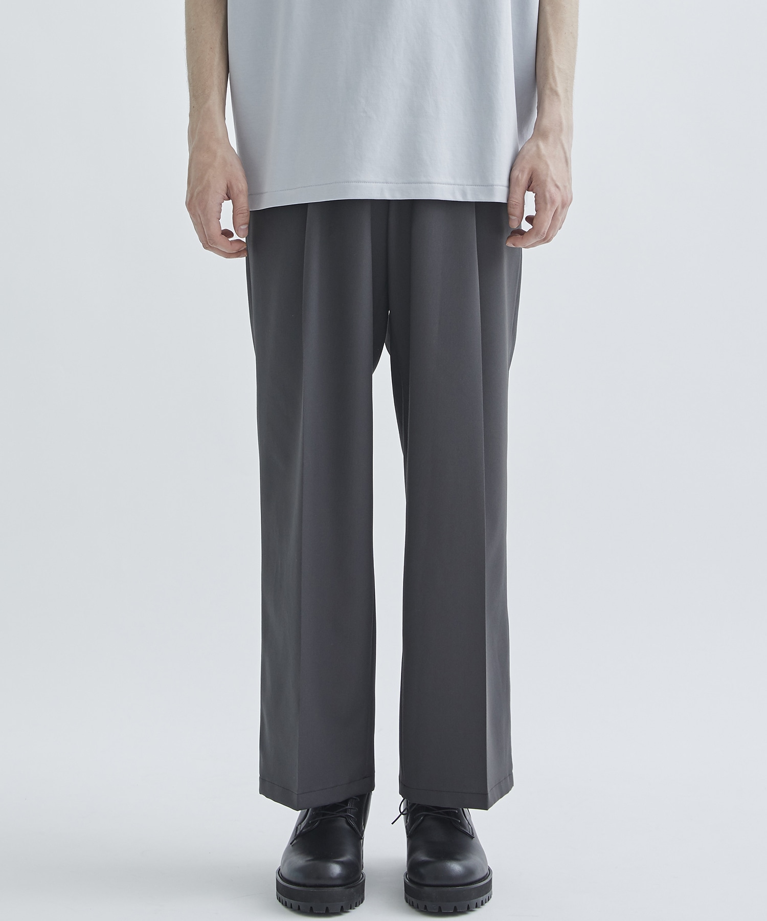 NIFTECH WIDE STRAIGHT SLACKS | STUDIOUS