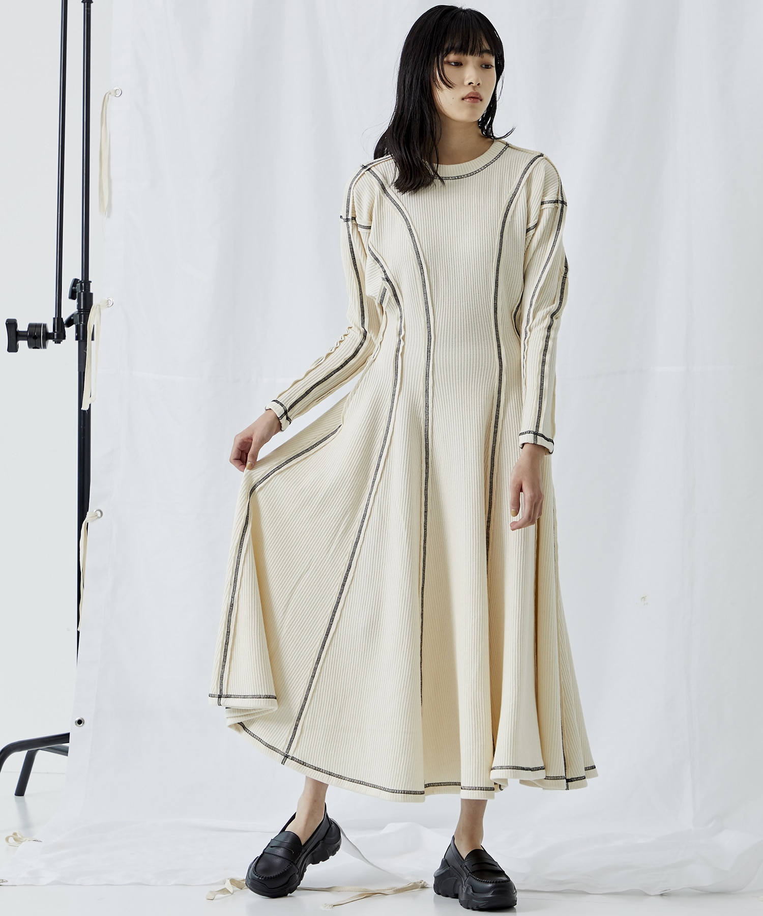 別注〉Puffy shape dress(FREE IVORY): AKIKOAOKI: WOMENS｜ STUDIOUS