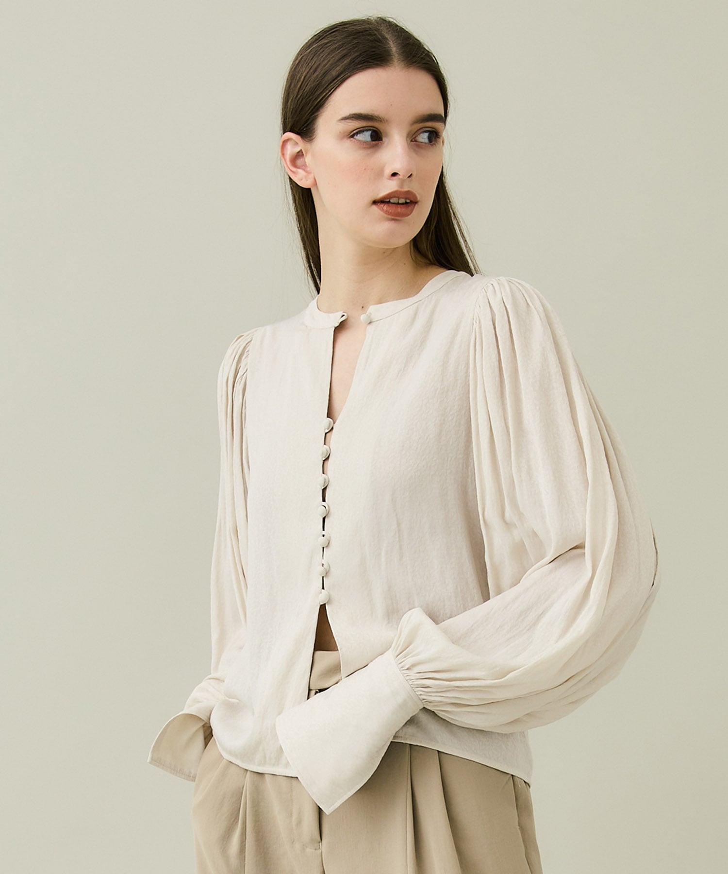 別注〉VOLUMME SLEEVE SATIN BLOUSE(FREE IVORY): ELIN: WOMENS