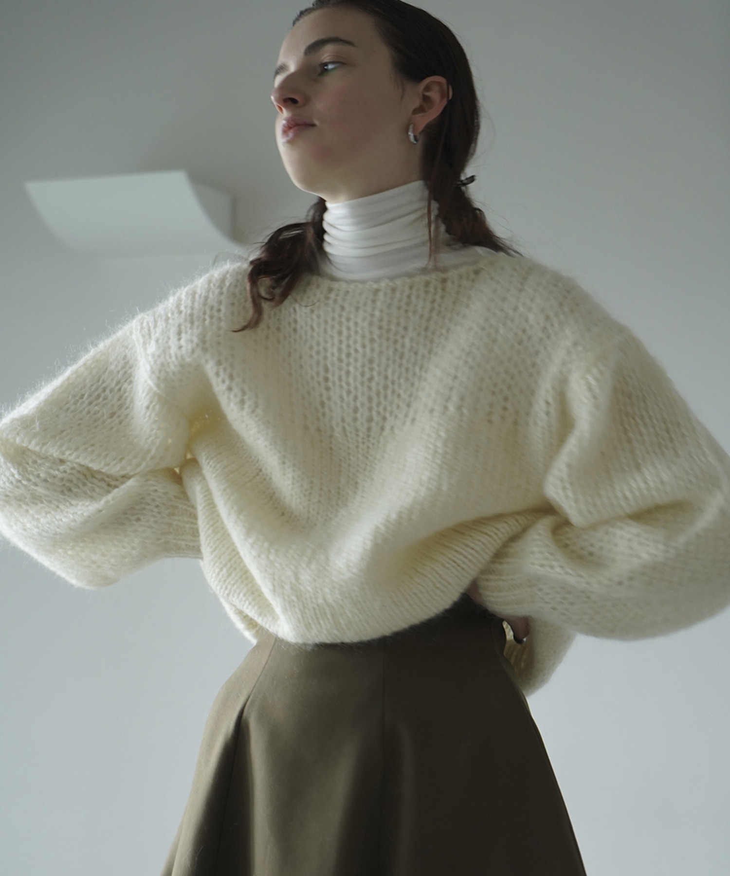 限定色 HALF SHEER LOOSE MOHAIR KNIT TOPS-