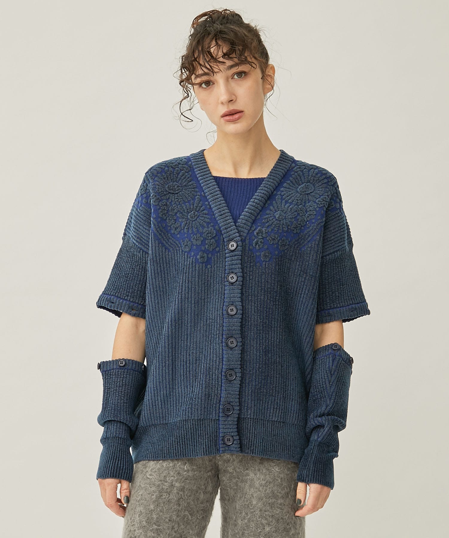 FLOWER JACQUARD CARDIGAN(FREE BLUE): TAN: WOMENS｜ STUDIOUS ONLINE