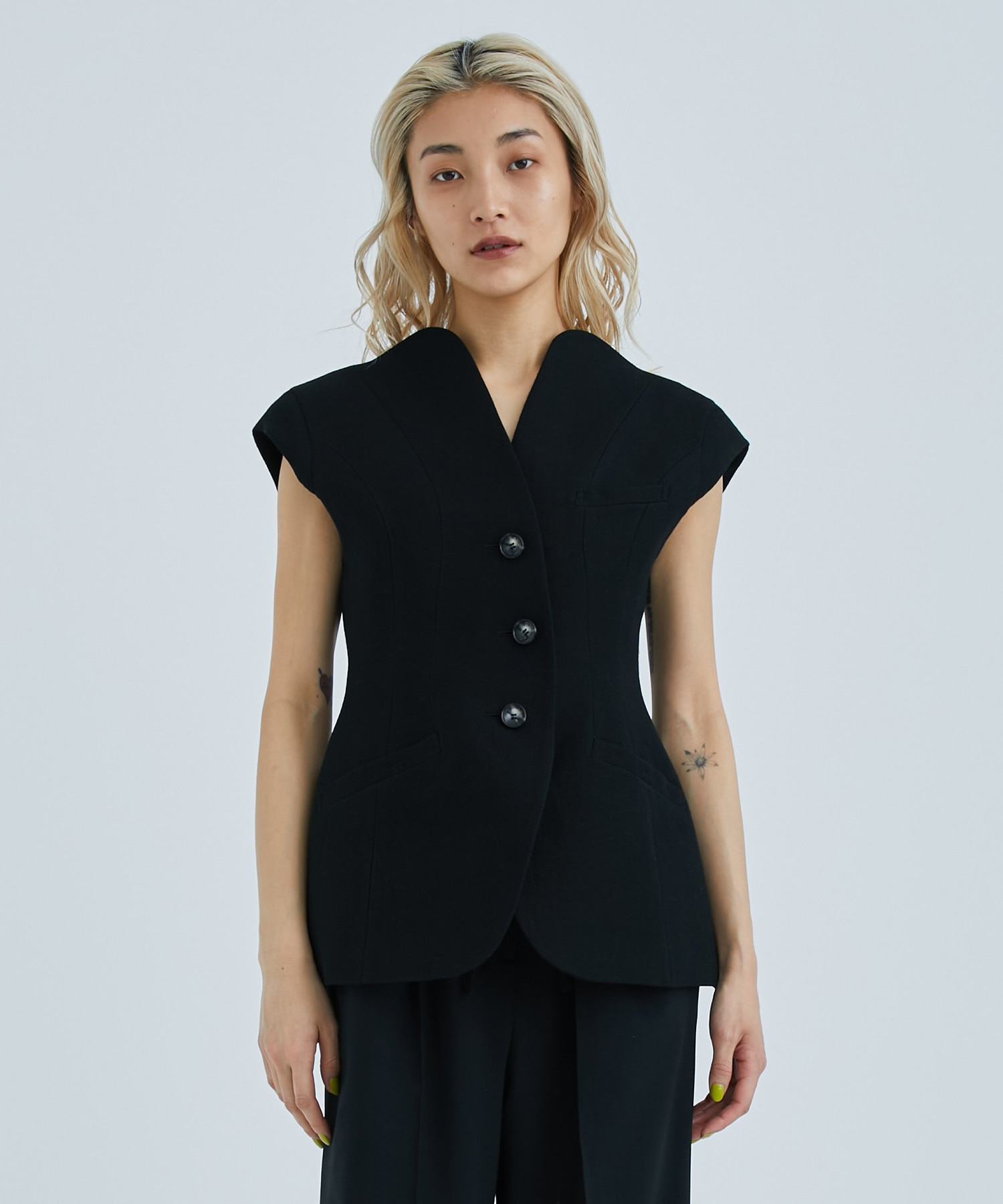 Sesilia linen Jacket BK(2 BLACK): AKIRANAKA: WOMENS｜ STUDIOUS ...