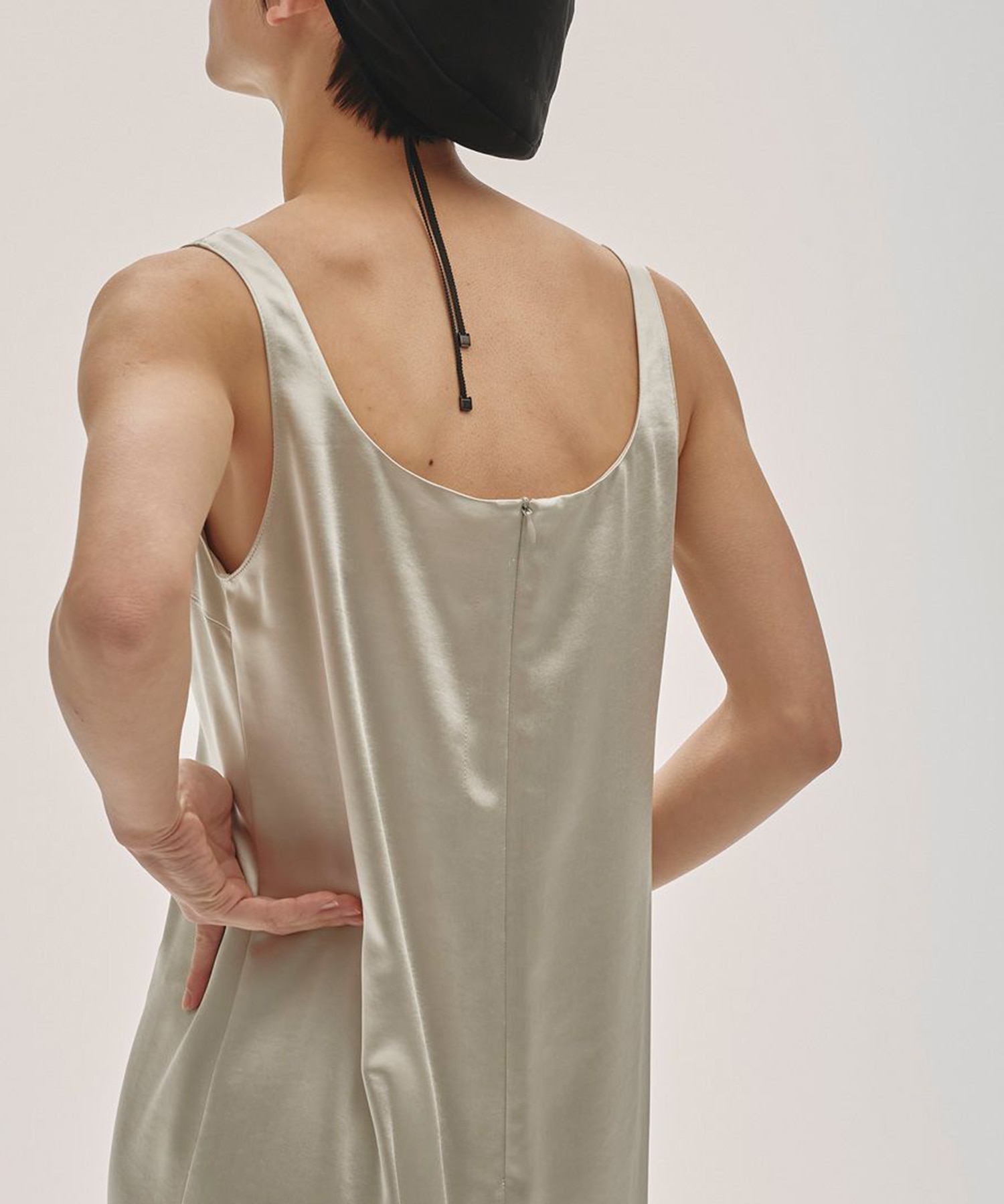 Squareneck Satin Dress(36 OFF WHITE): TODAYFUL: WOMENS