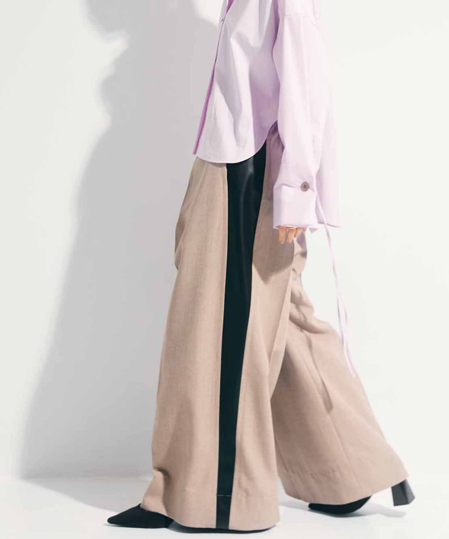 Side Leather Flare Trousers STUDIOUS